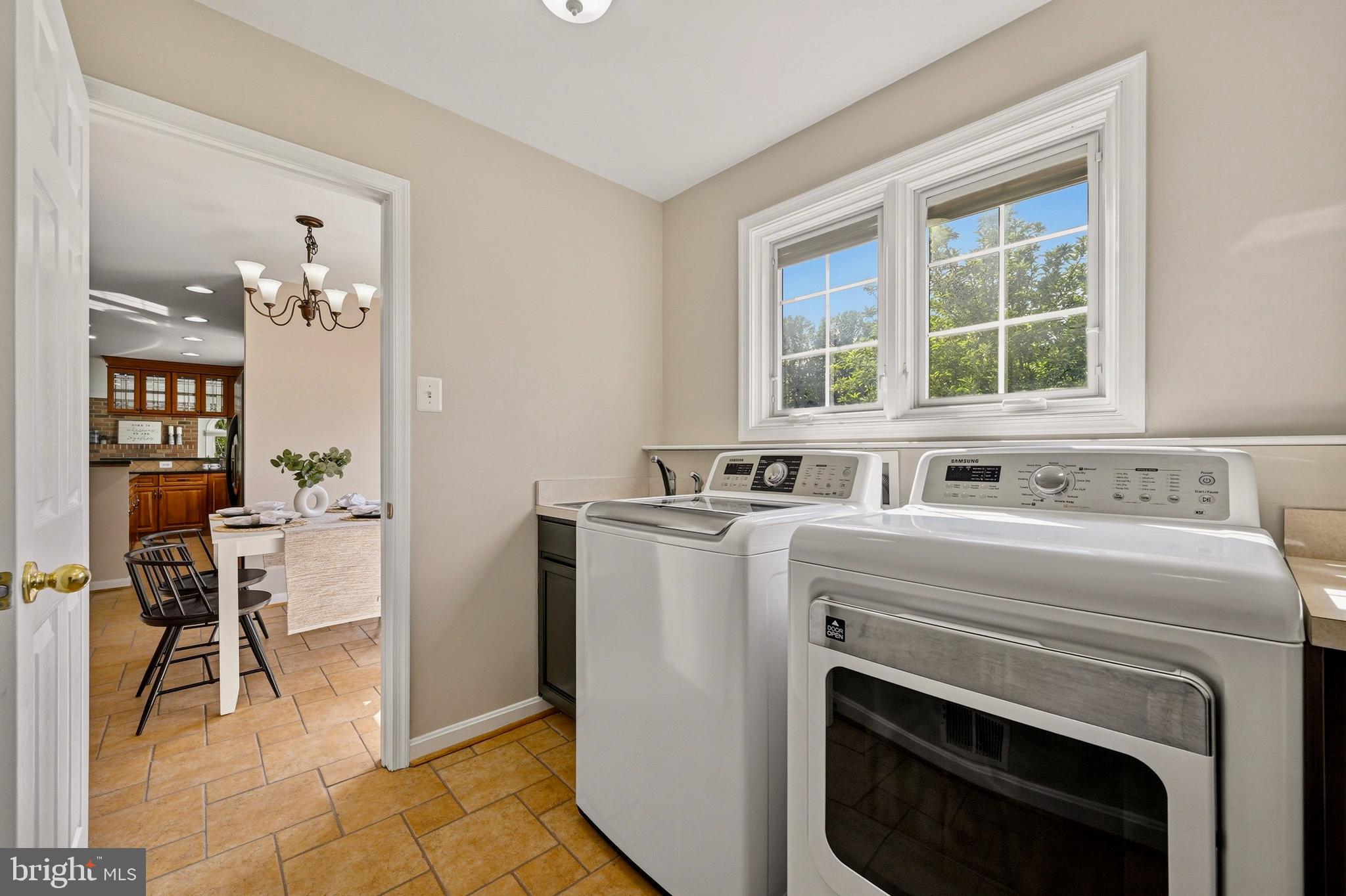 BRAMPTON HILLS - Residential