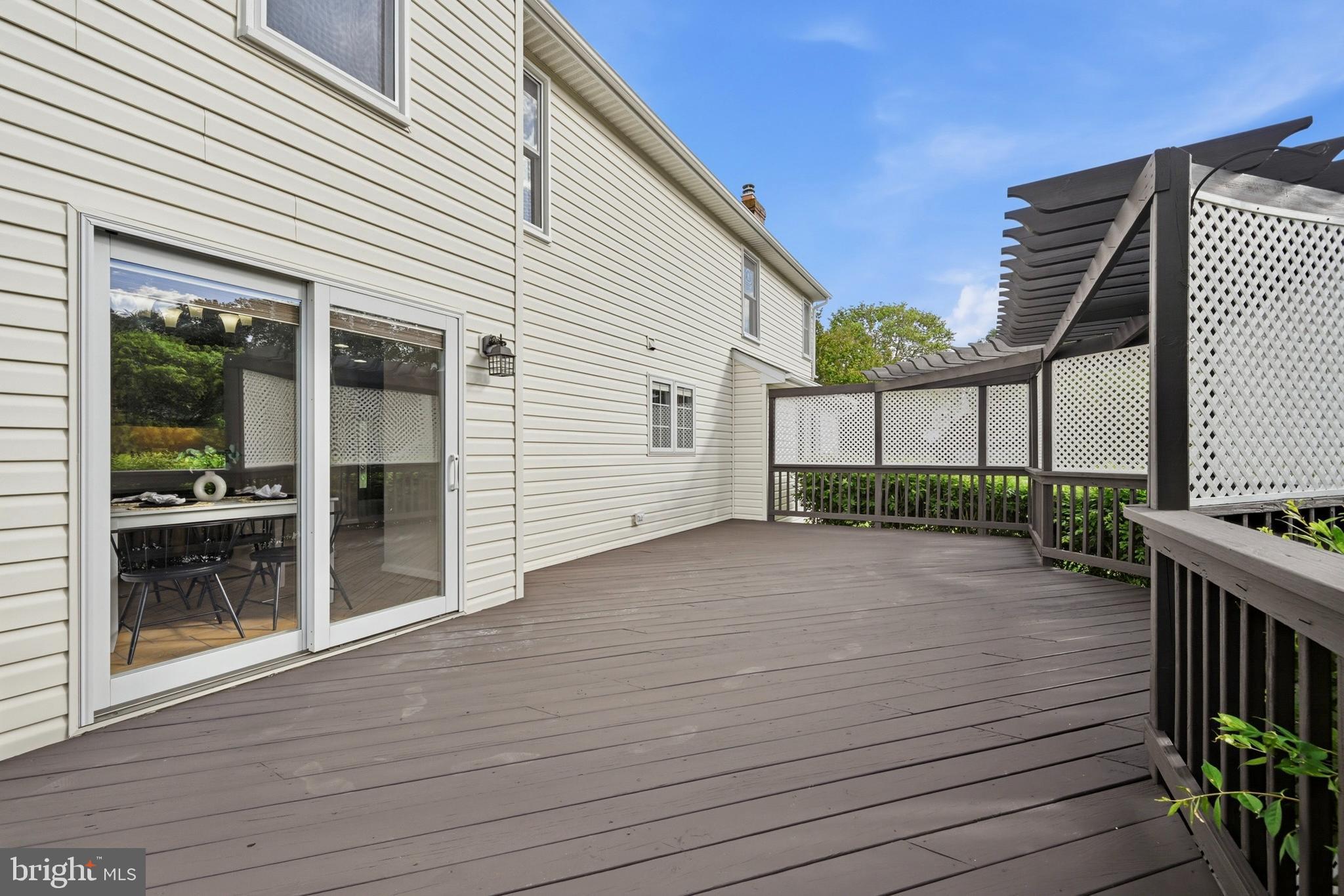 BRAMPTON HILLS - Residential