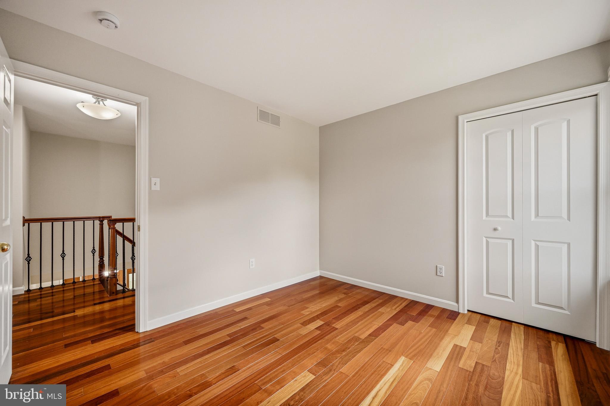 BRAMPTON HILLS - Residential