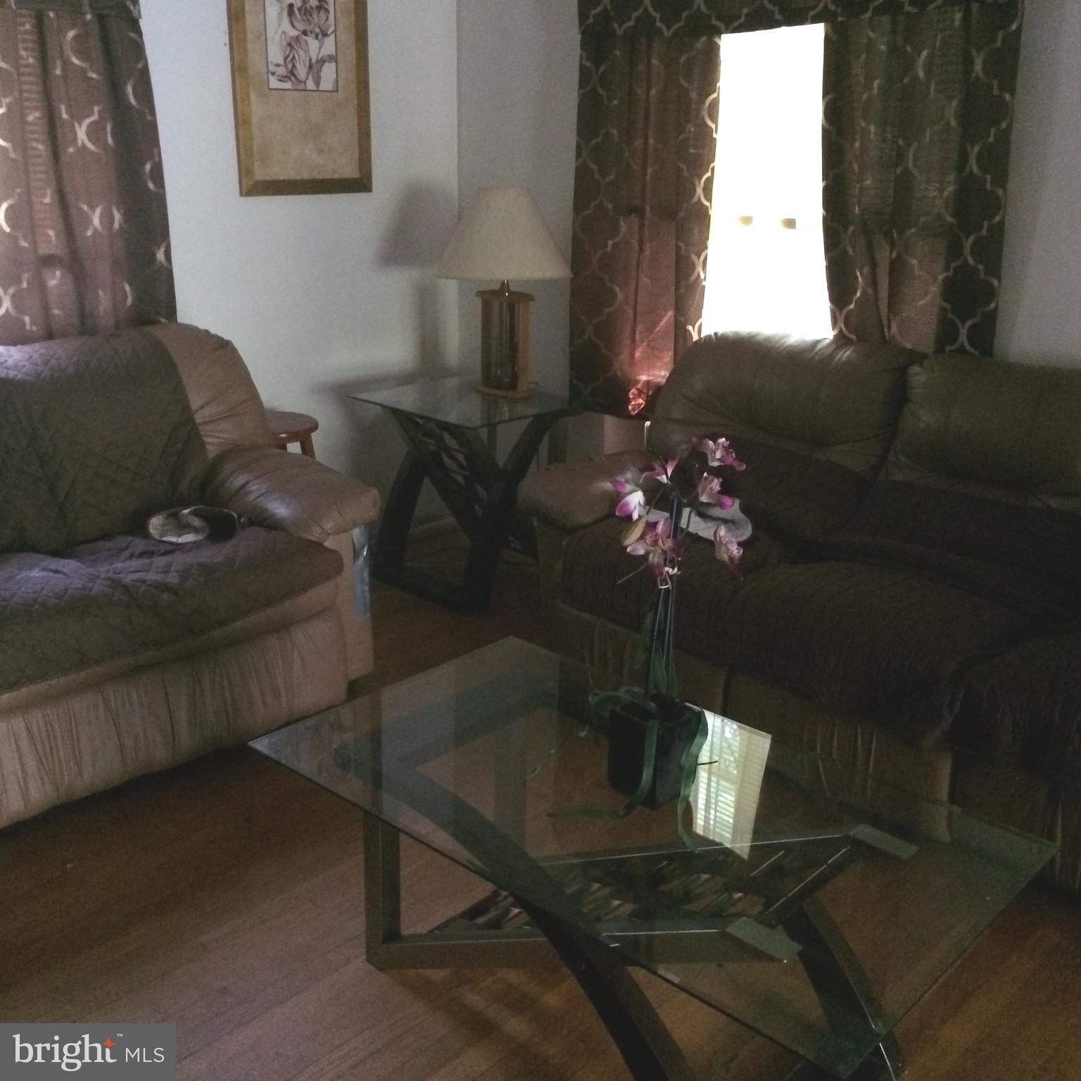 ELKINS PARK - Residential