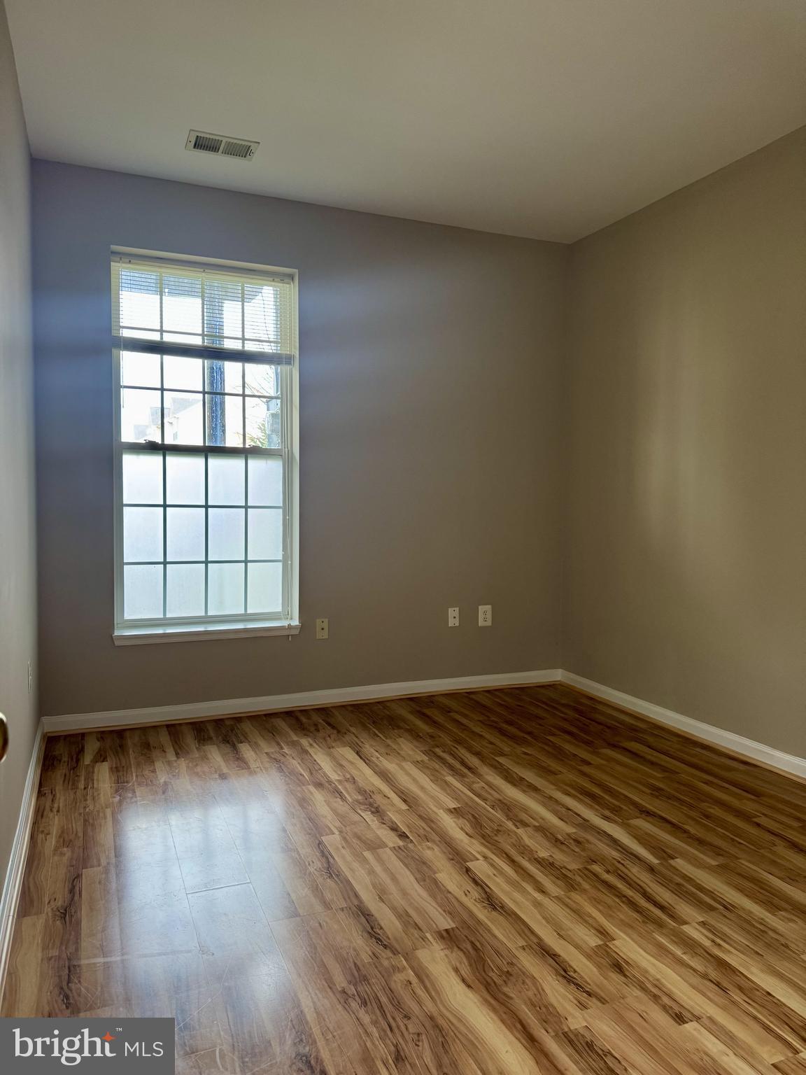 BALLENGER CROSSING - Residential Lease