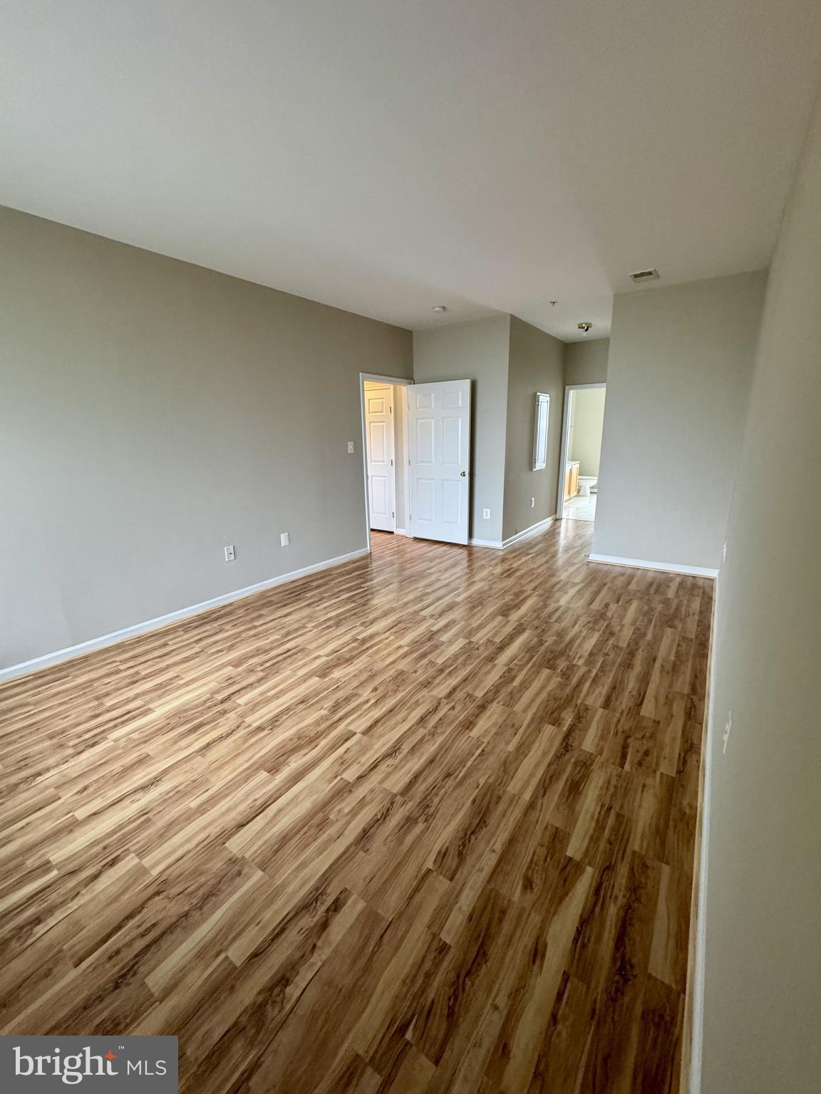 BALLENGER CROSSING - Residential Lease