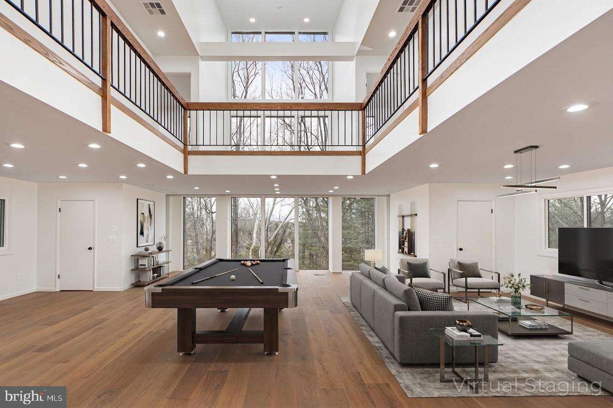 IVY HILL - Residential