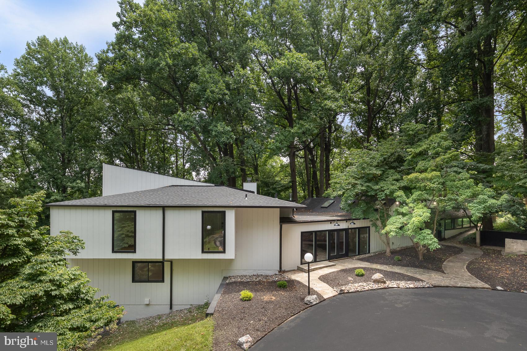 IVY HILL - Residential