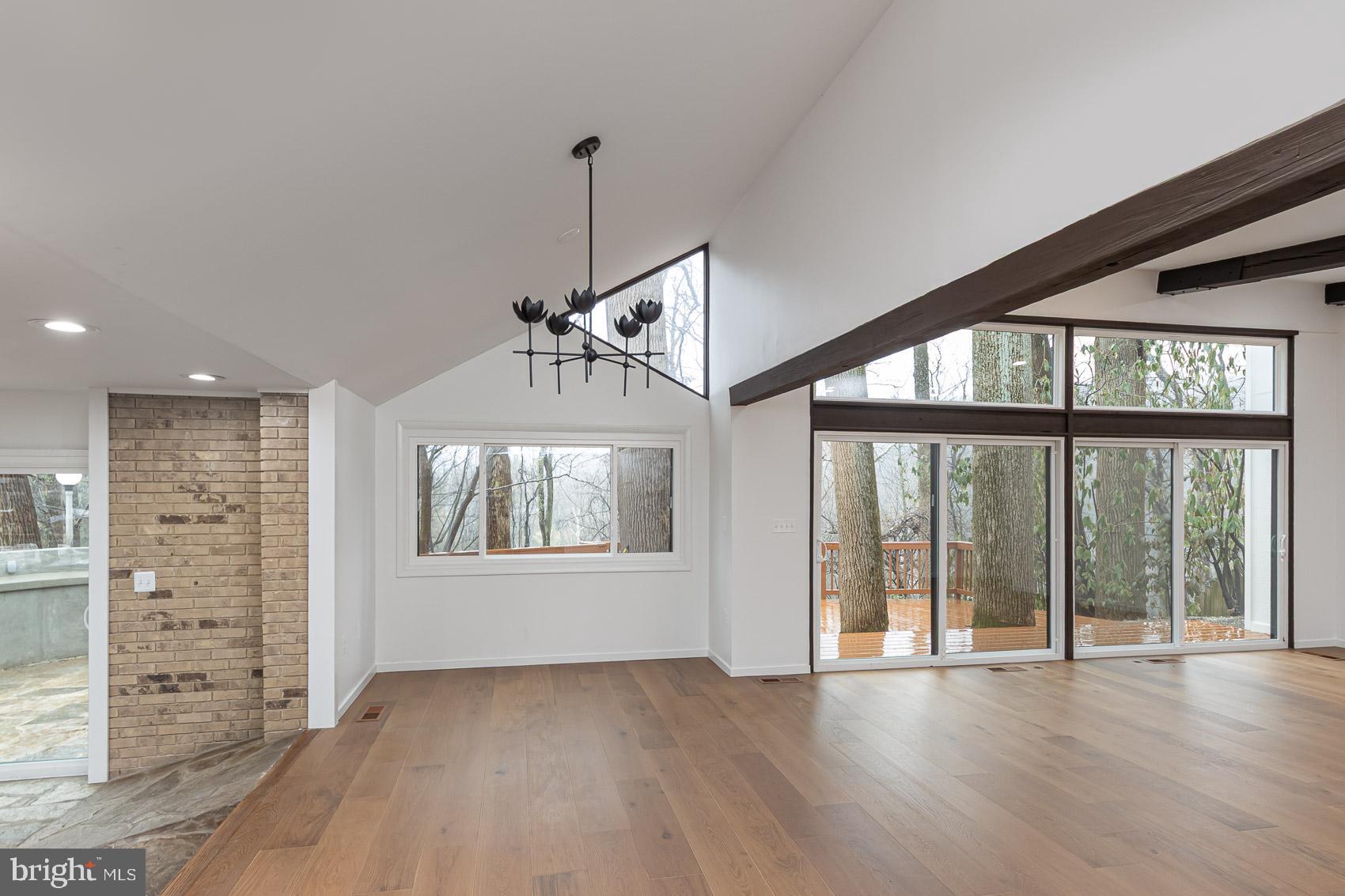 IVY HILL - Residential