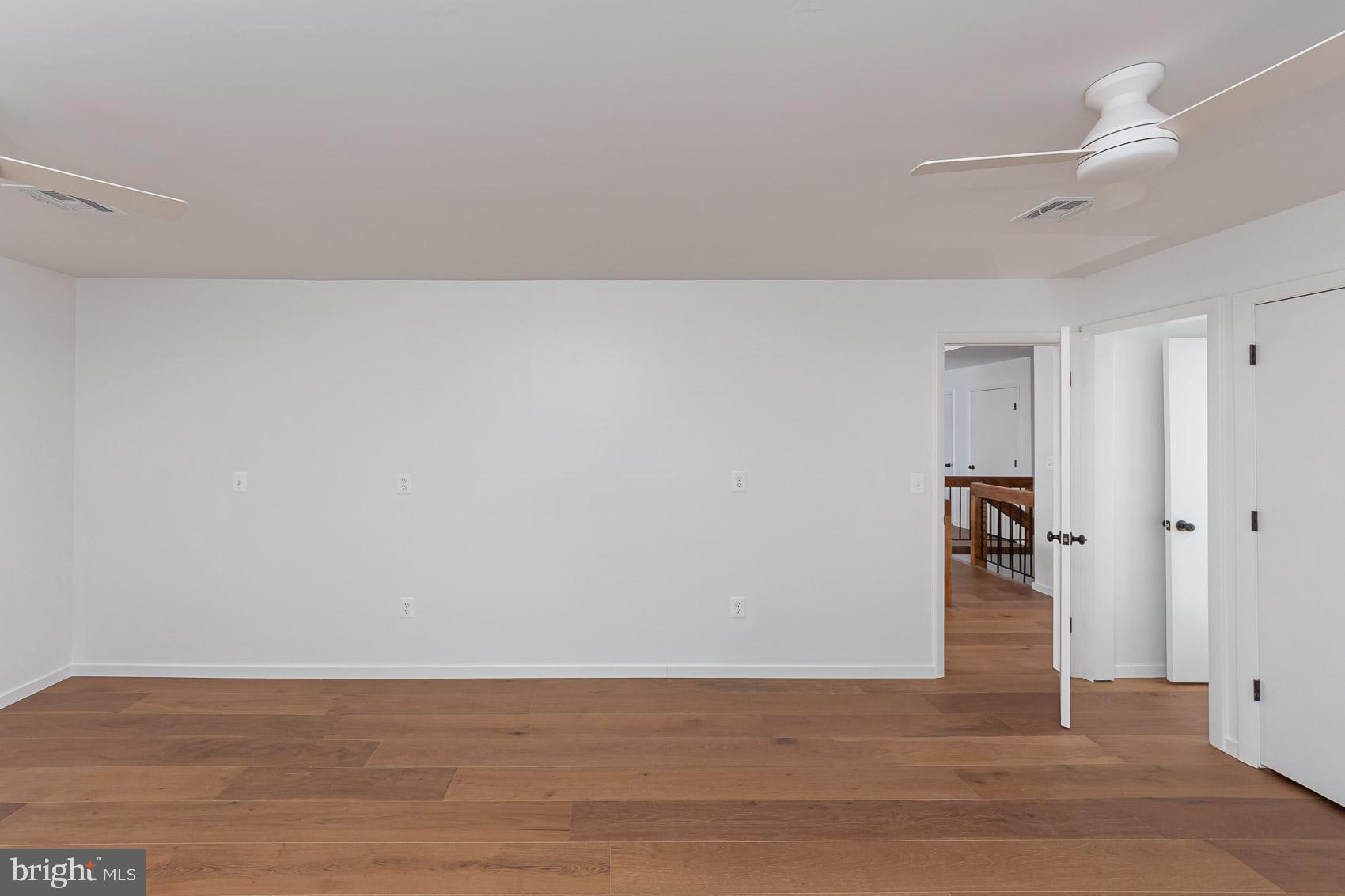 IVY HILL - Residential