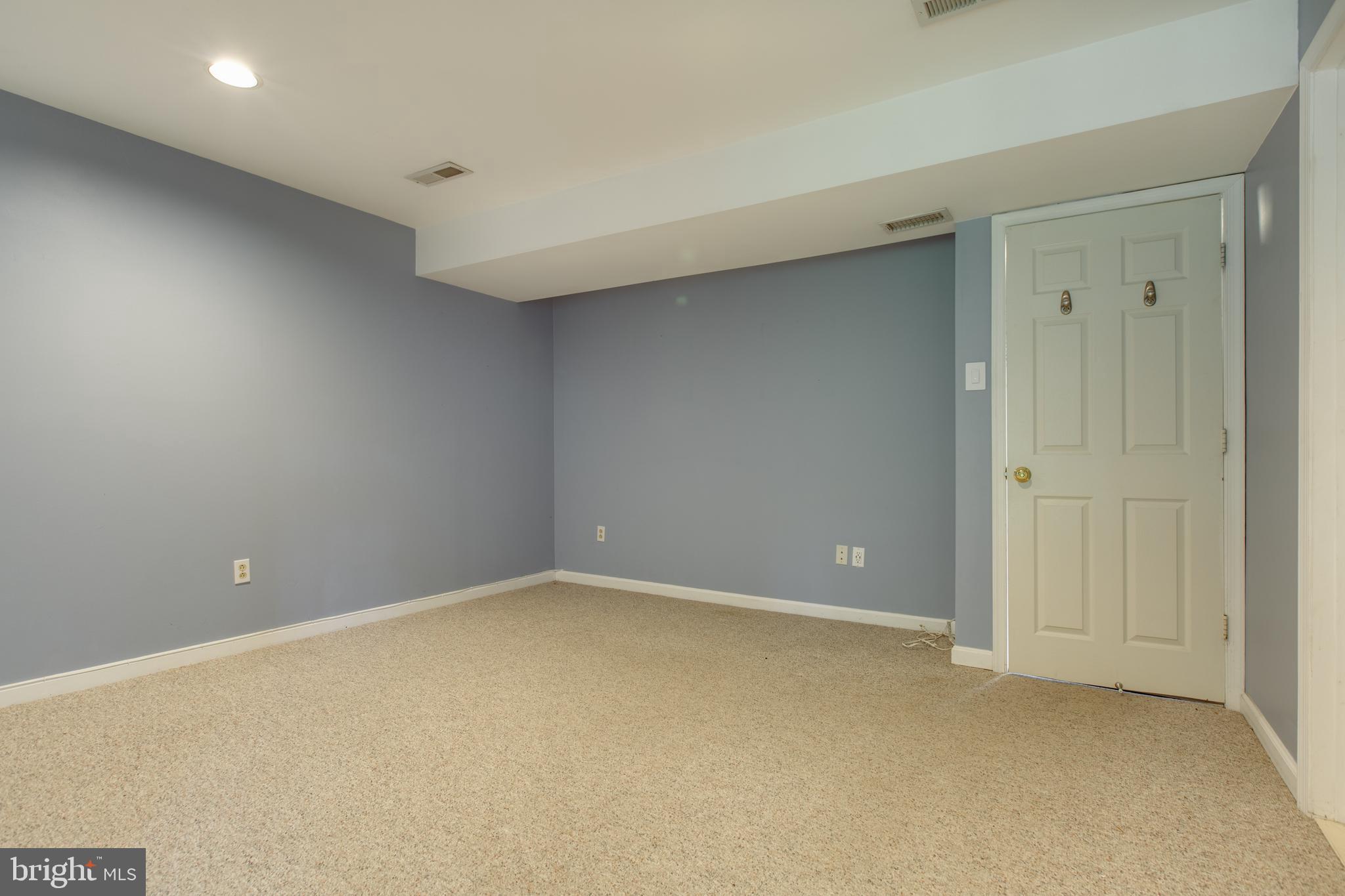 WILLOWOOD - Residential Lease