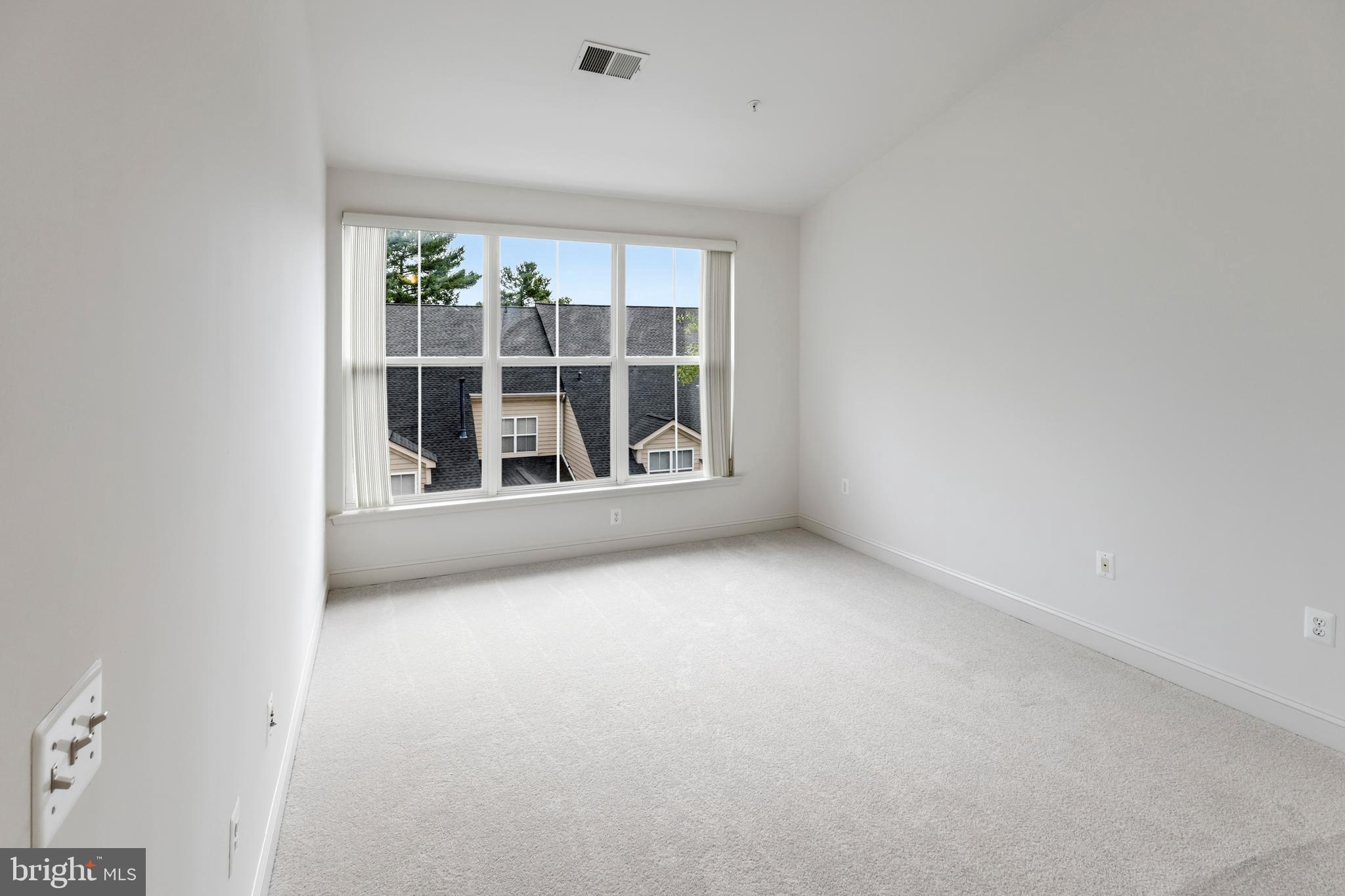 LIBERTY GROVE - Residential