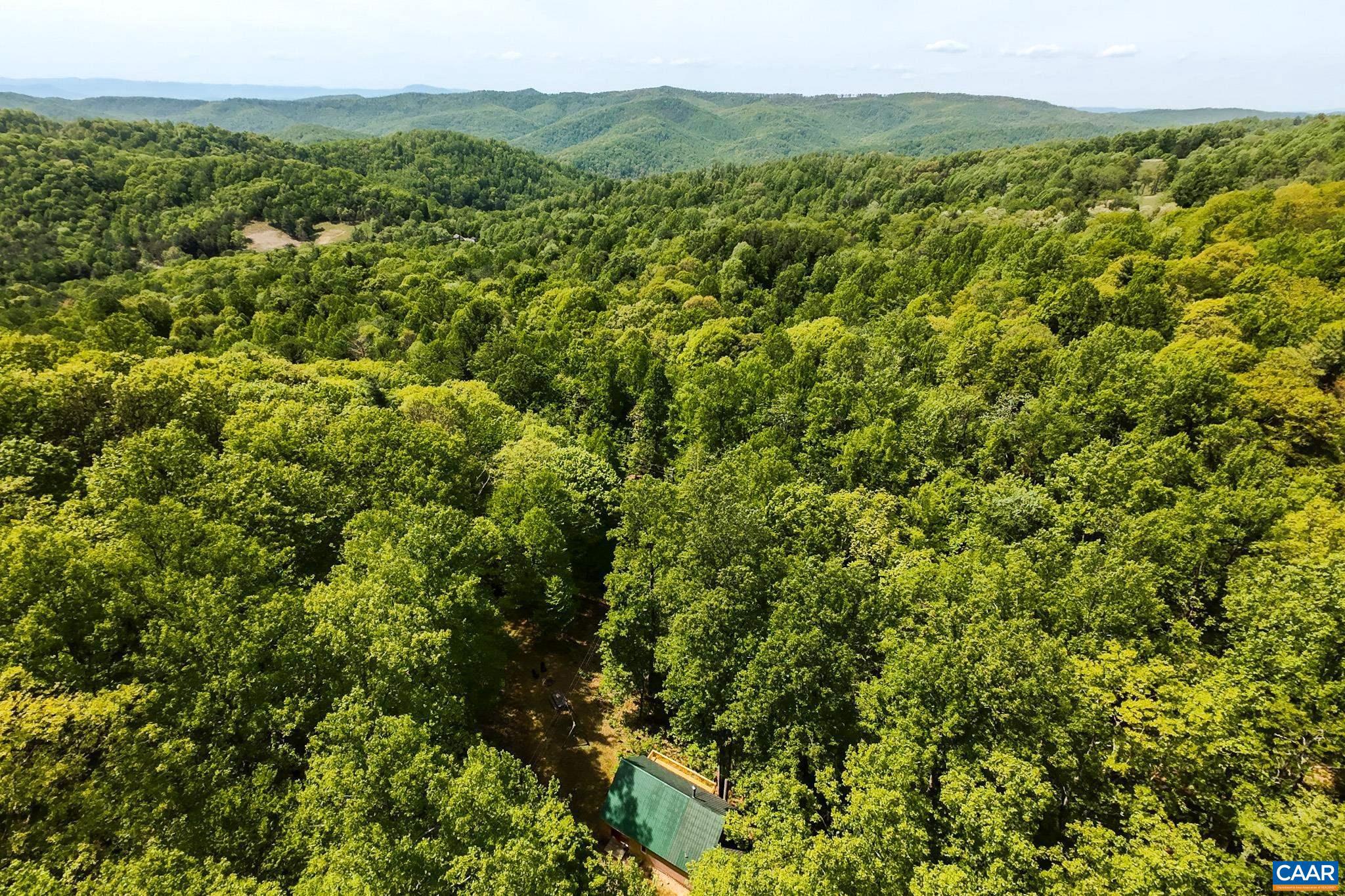 LONG MOUNTAIN - Residential