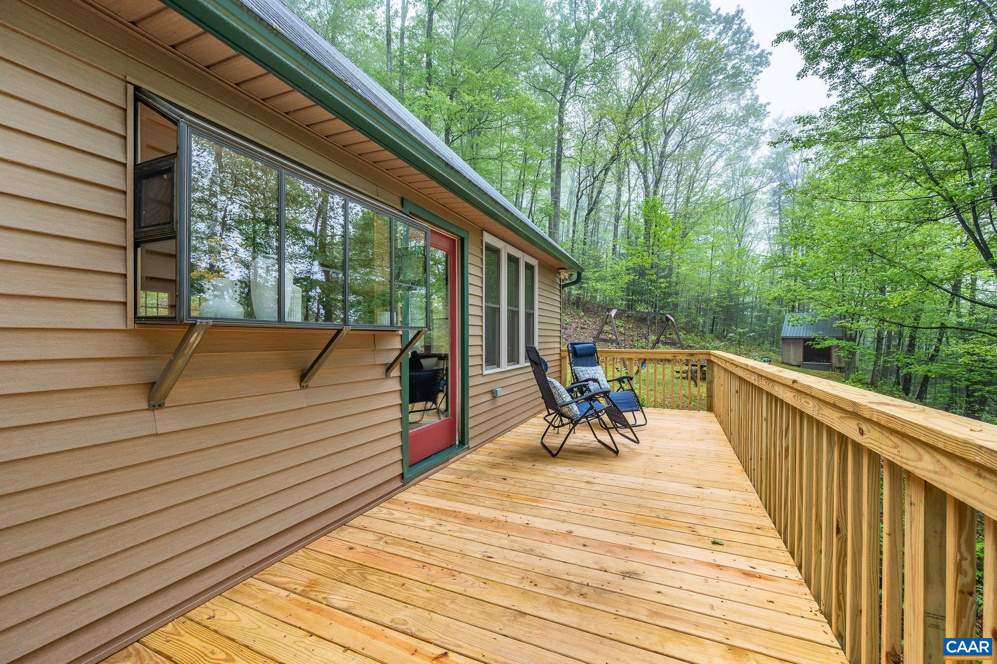 LONG MOUNTAIN - Residential