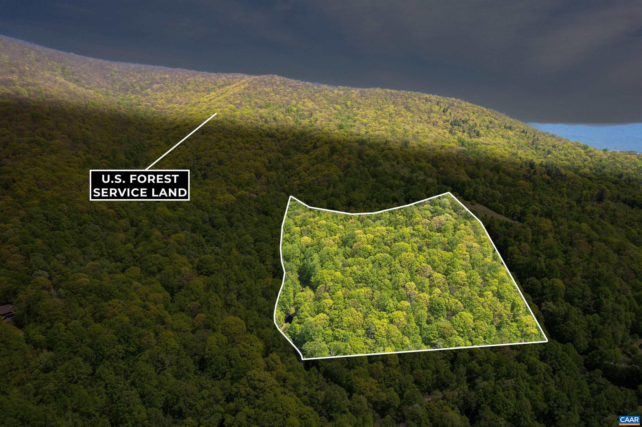 LONG MOUNTAIN - Residential