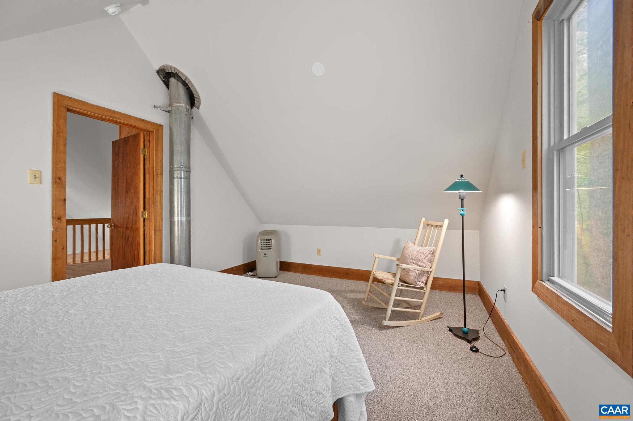 LONG MOUNTAIN - Residential