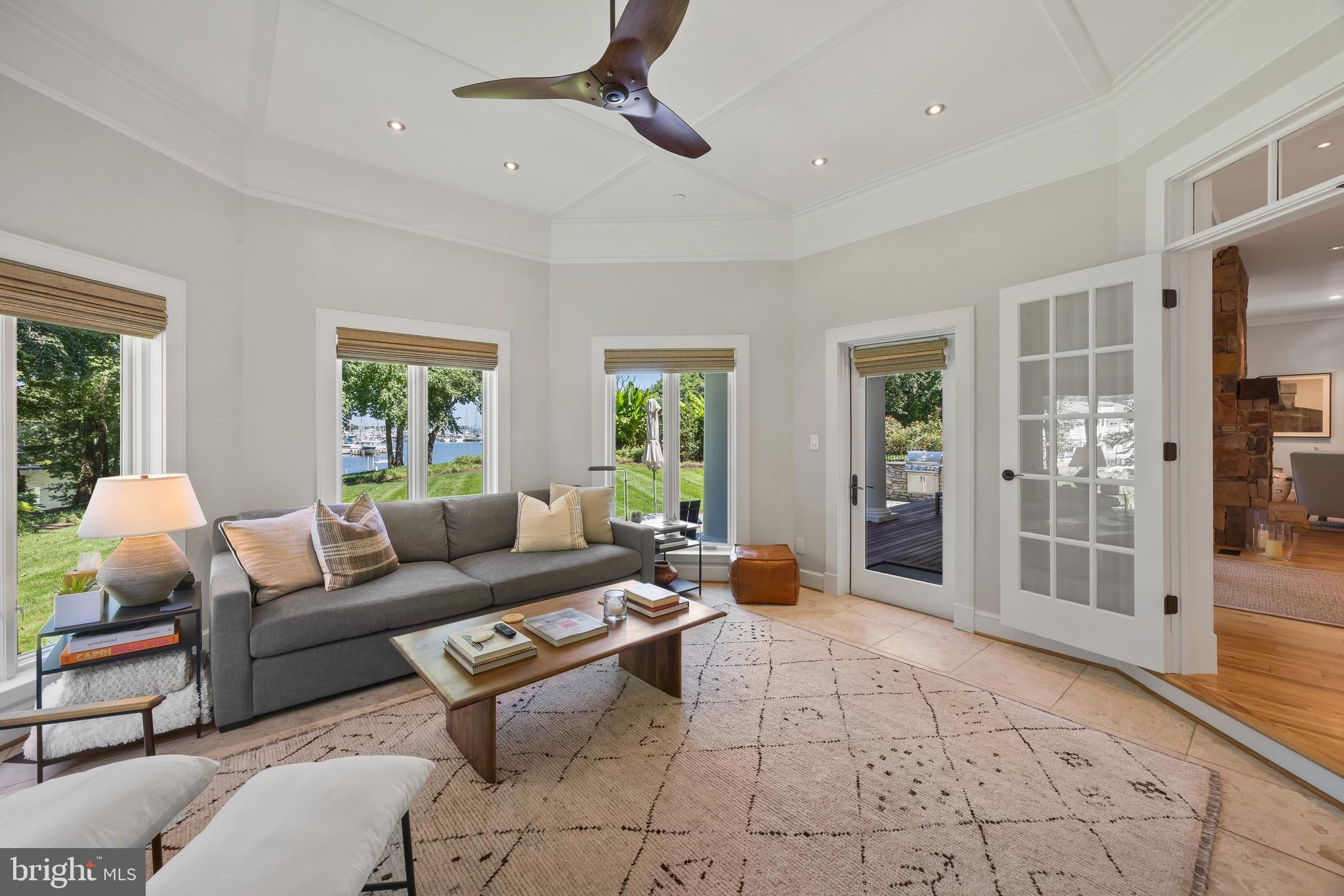 HARBOR VIEW - Residential