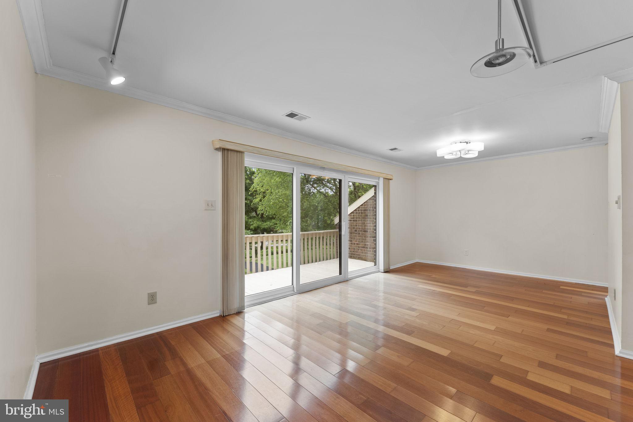 CHESTERBROOK - Residential