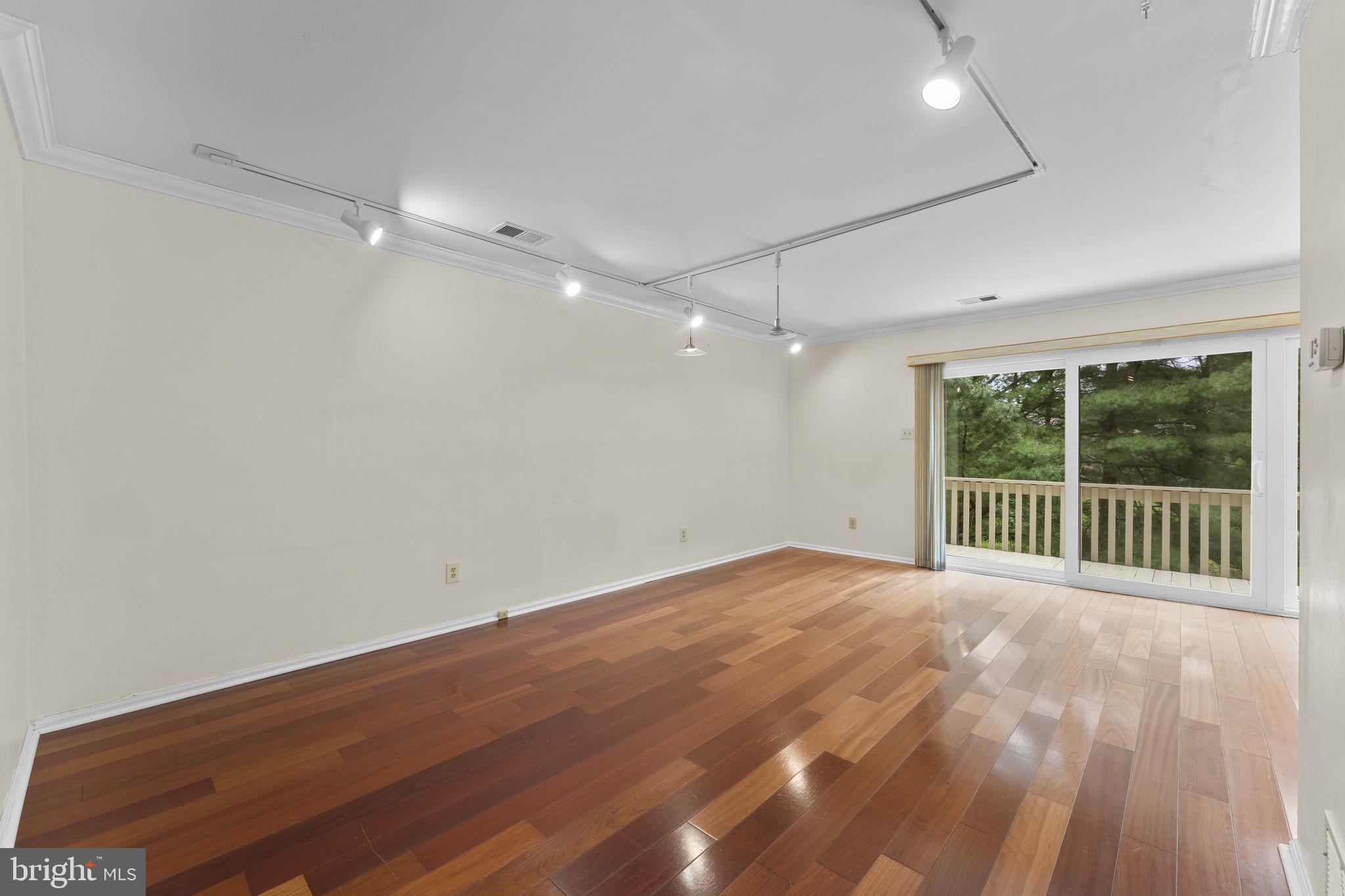 CHESTERBROOK - Residential