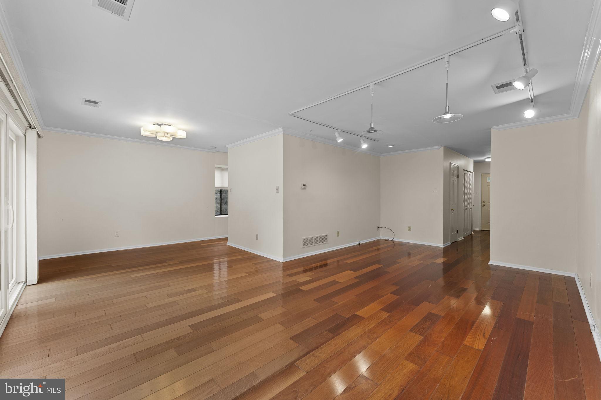 CHESTERBROOK - Residential
