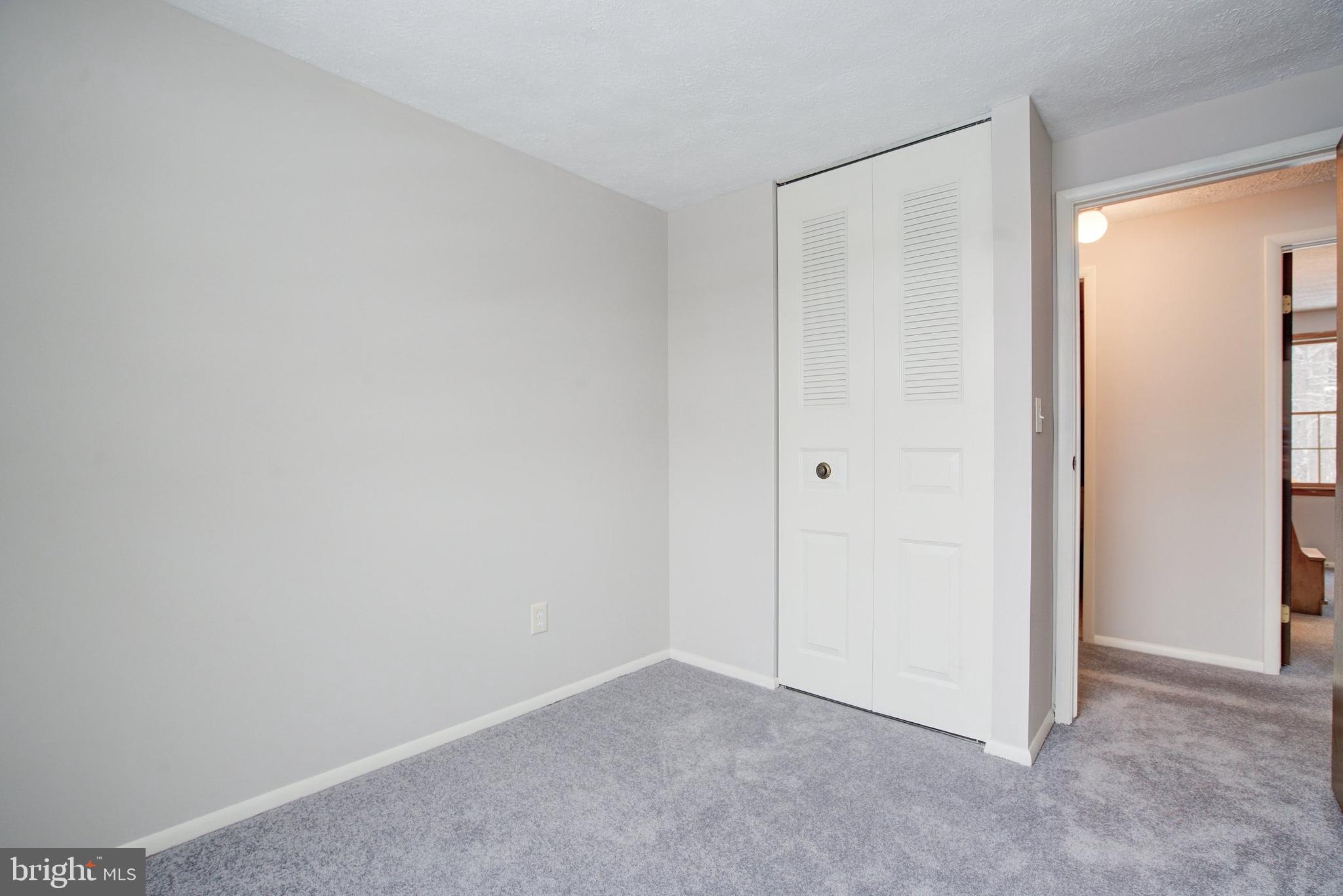HARMANS WOODS - Residential