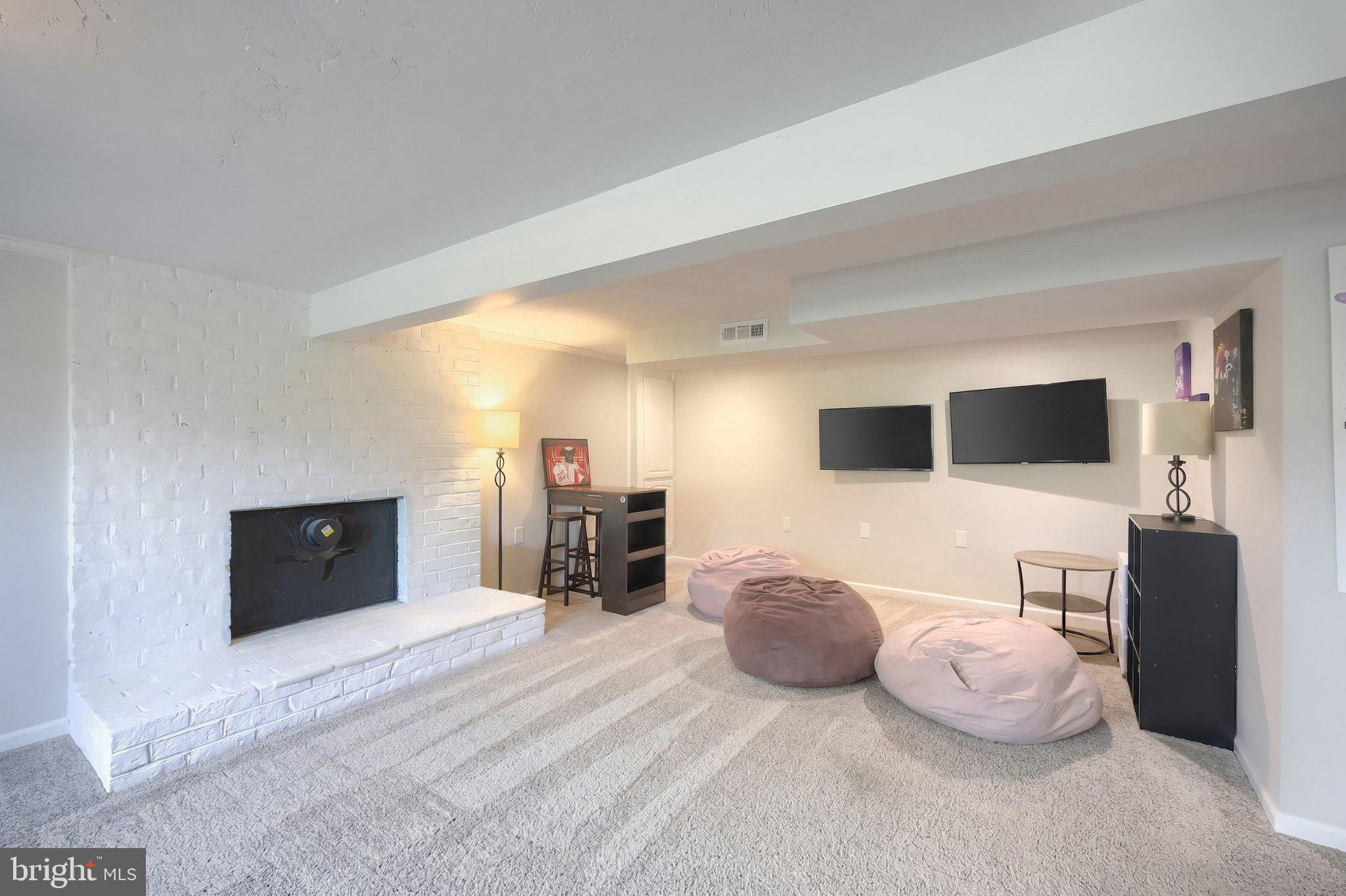 NORTH CODORUS TWP - Residential