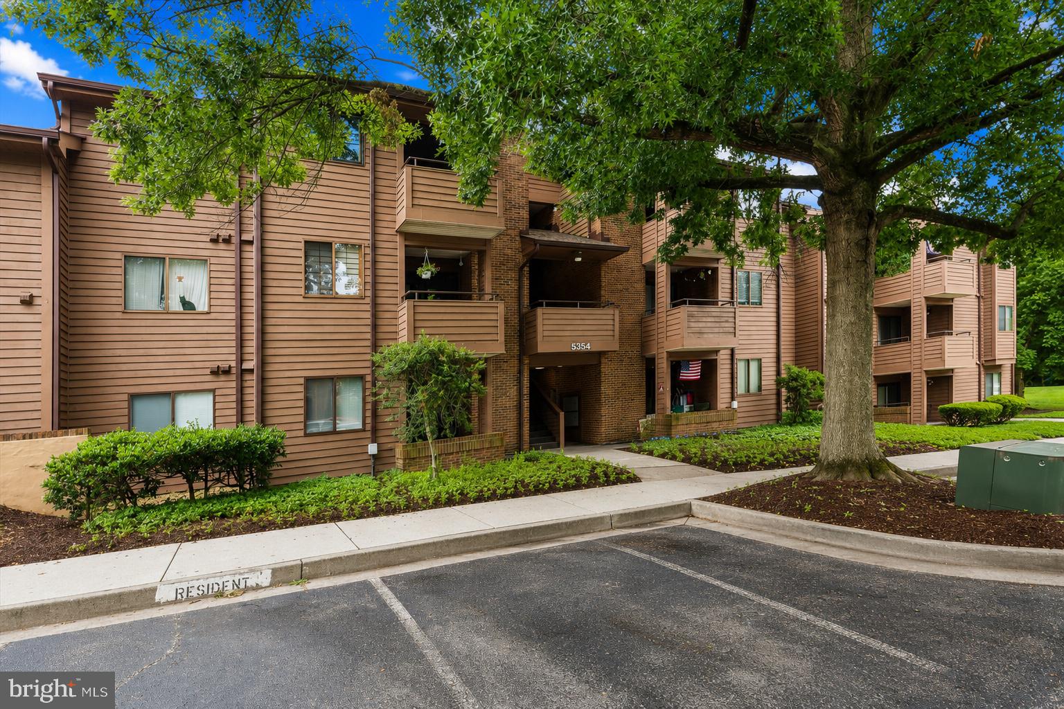 TOWN CENTER - Residential