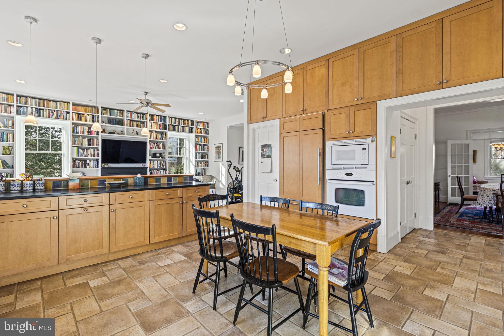 HUNTINGTON TERRACE - Residential