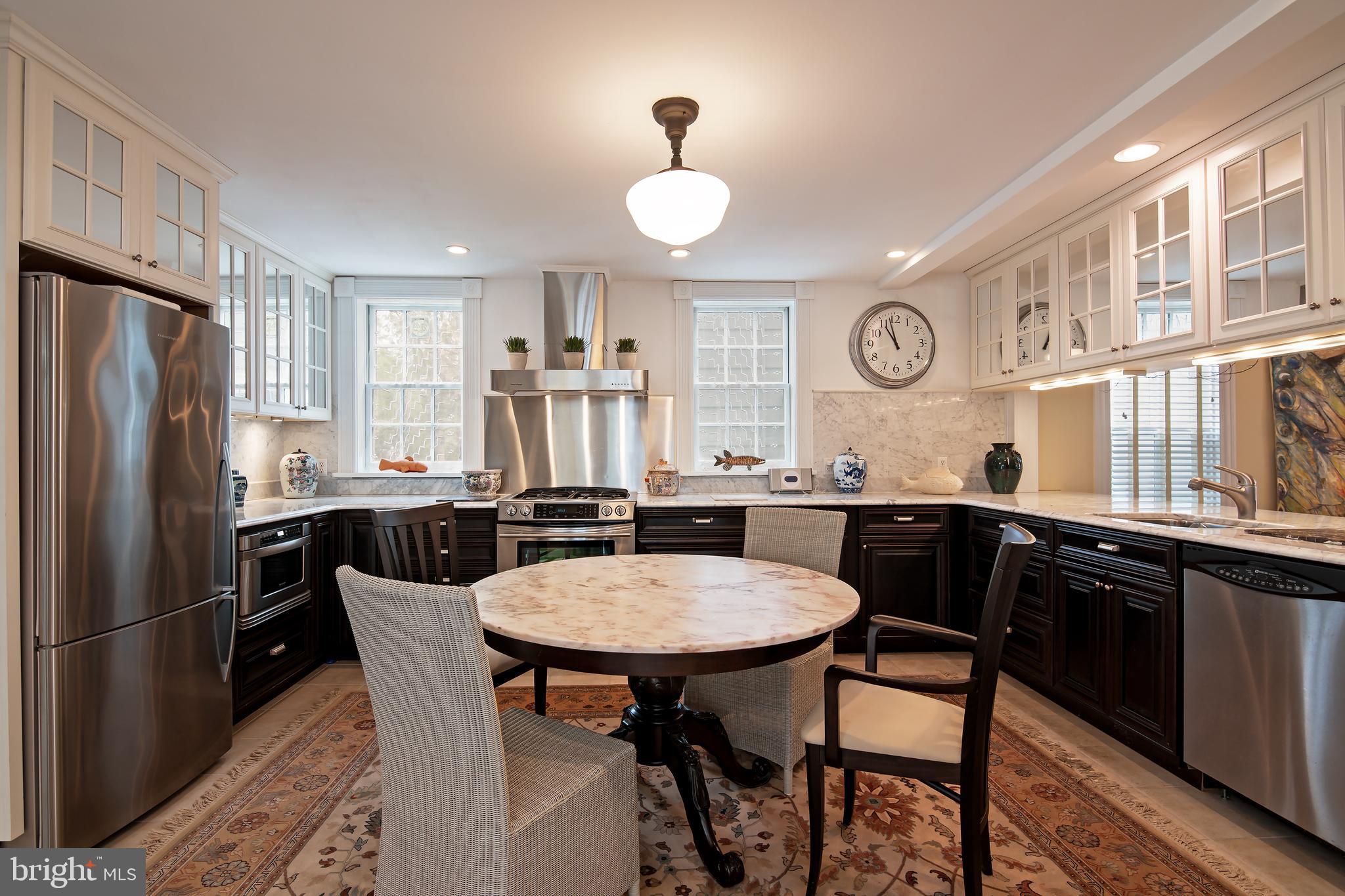 HISTORIC DISTRICT - WEST END - Residential