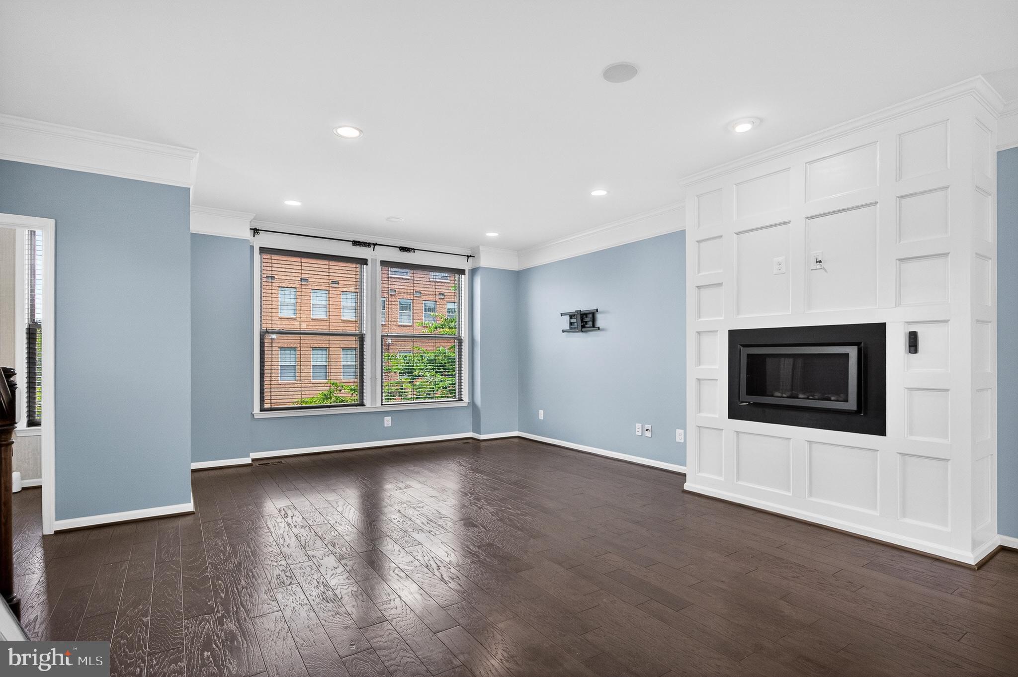 BRAMBLETON - Residential