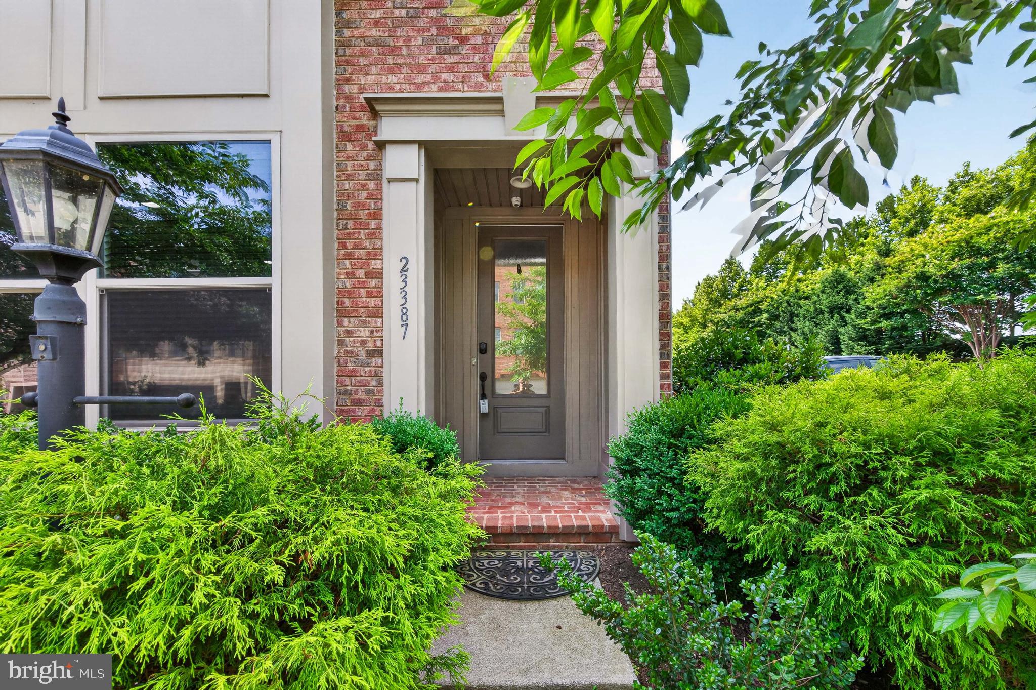 BRAMBLETON - Residential