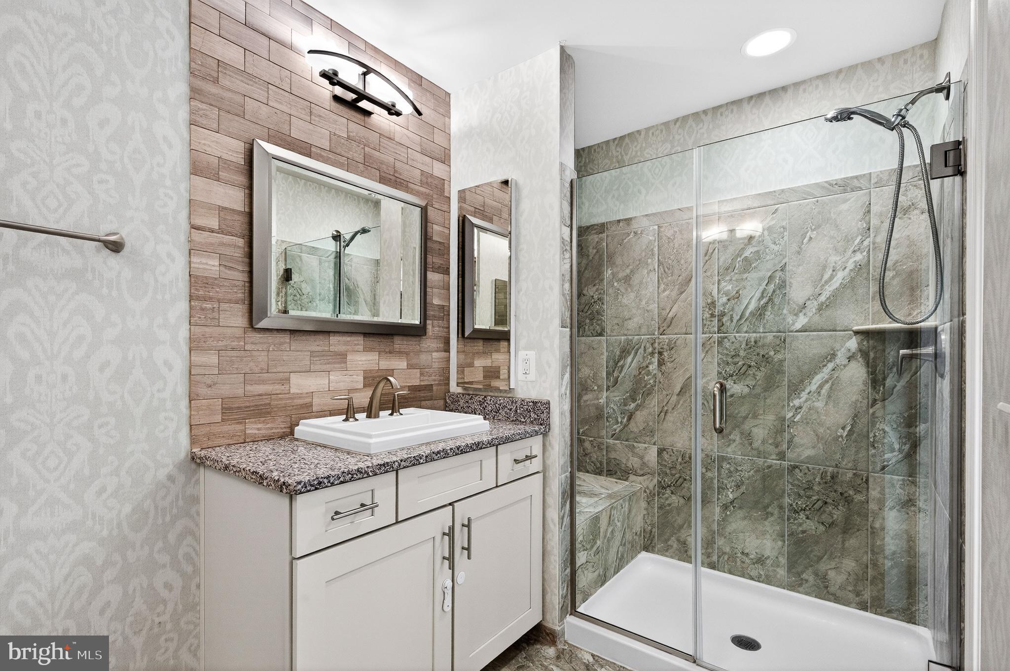 BRAMBLETON - Residential