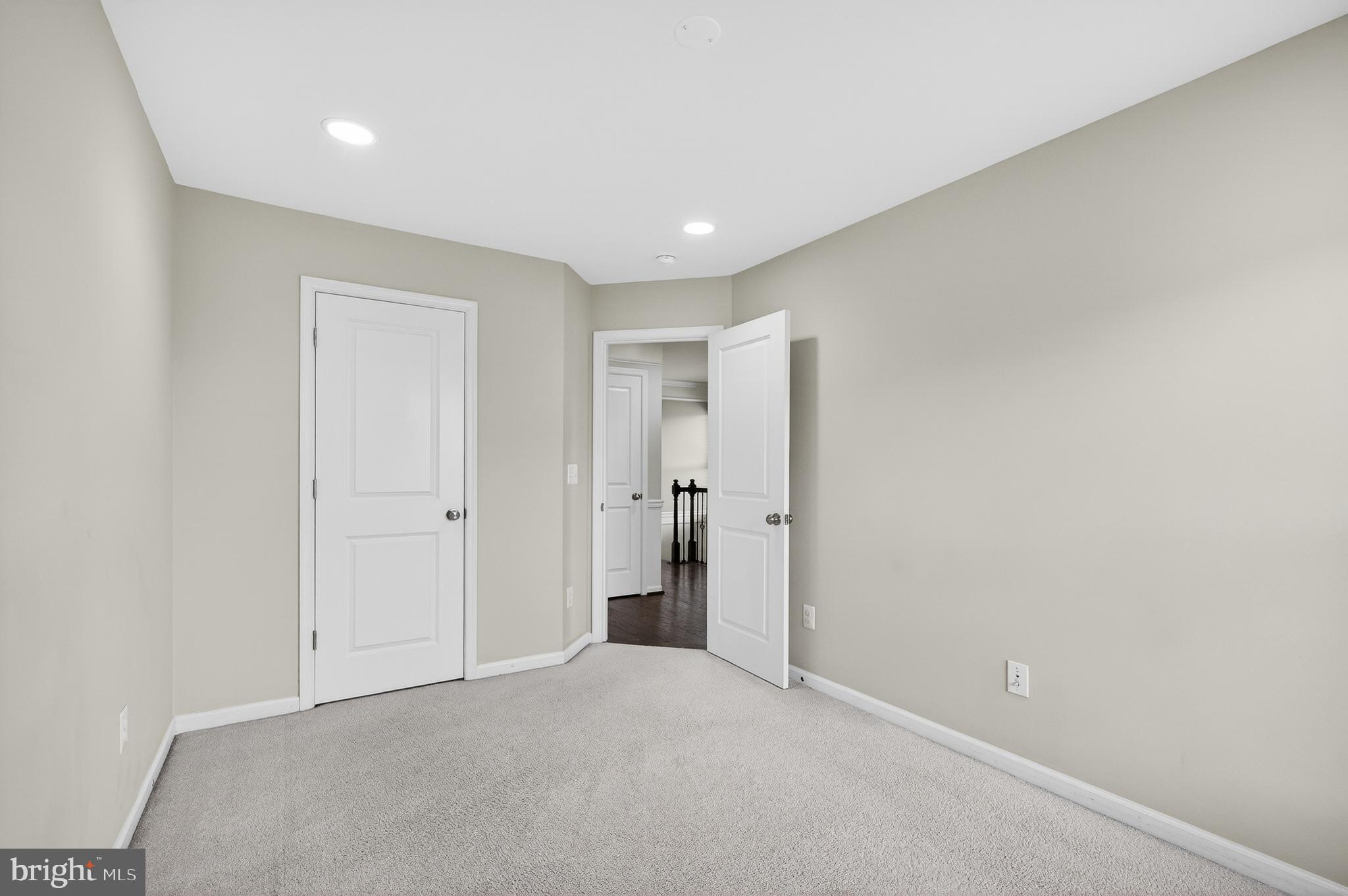 BRAMBLETON - Residential