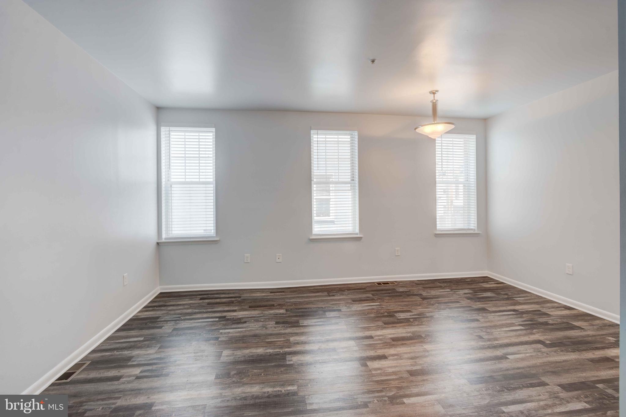 RESERVOIR HILL - Residential