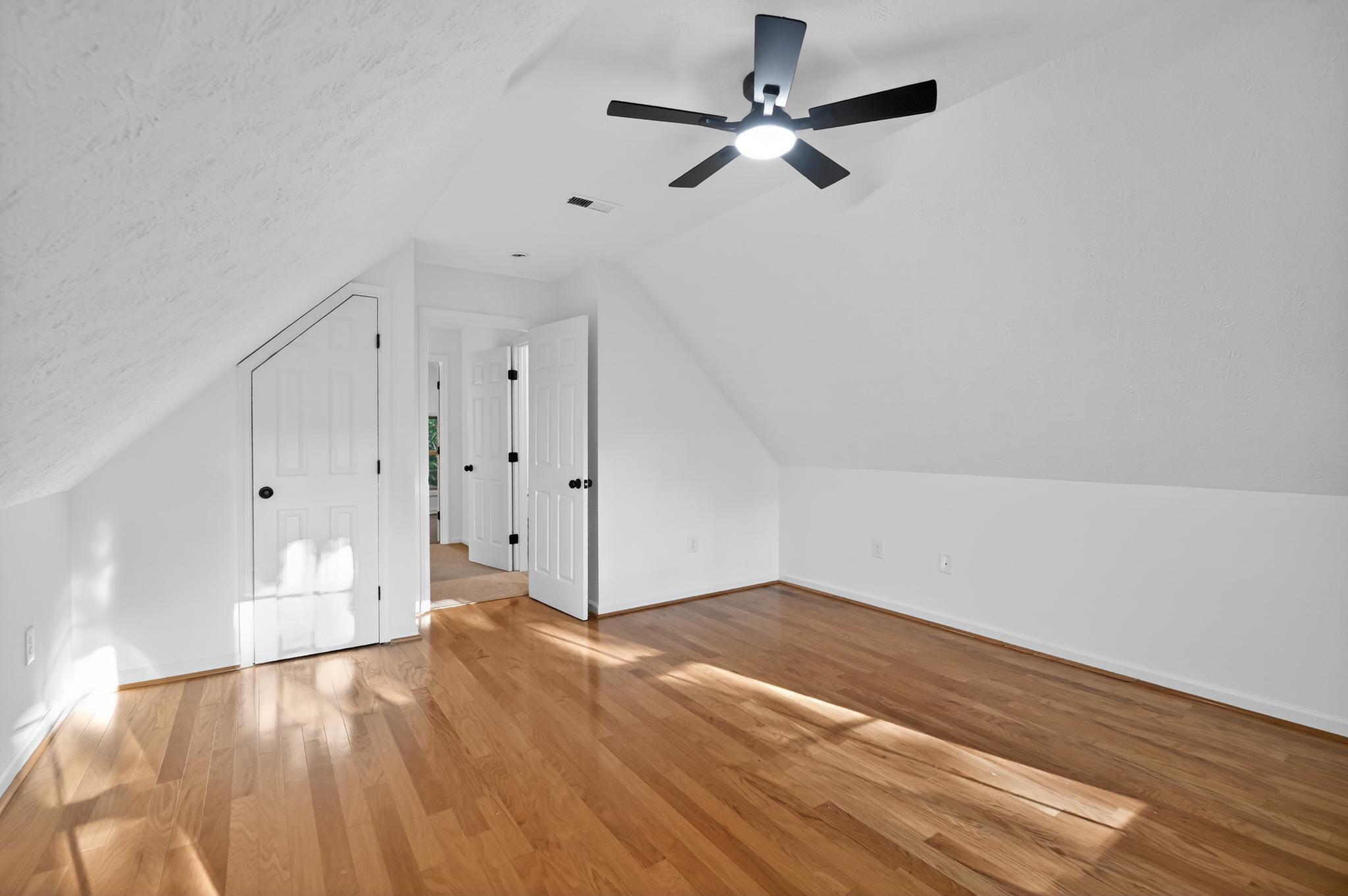 HIGH KNOB - Residential