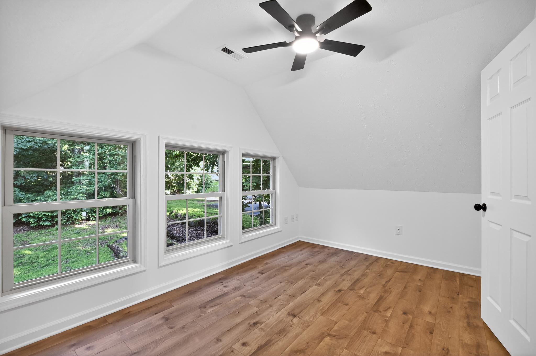 HIGH KNOB - Residential
