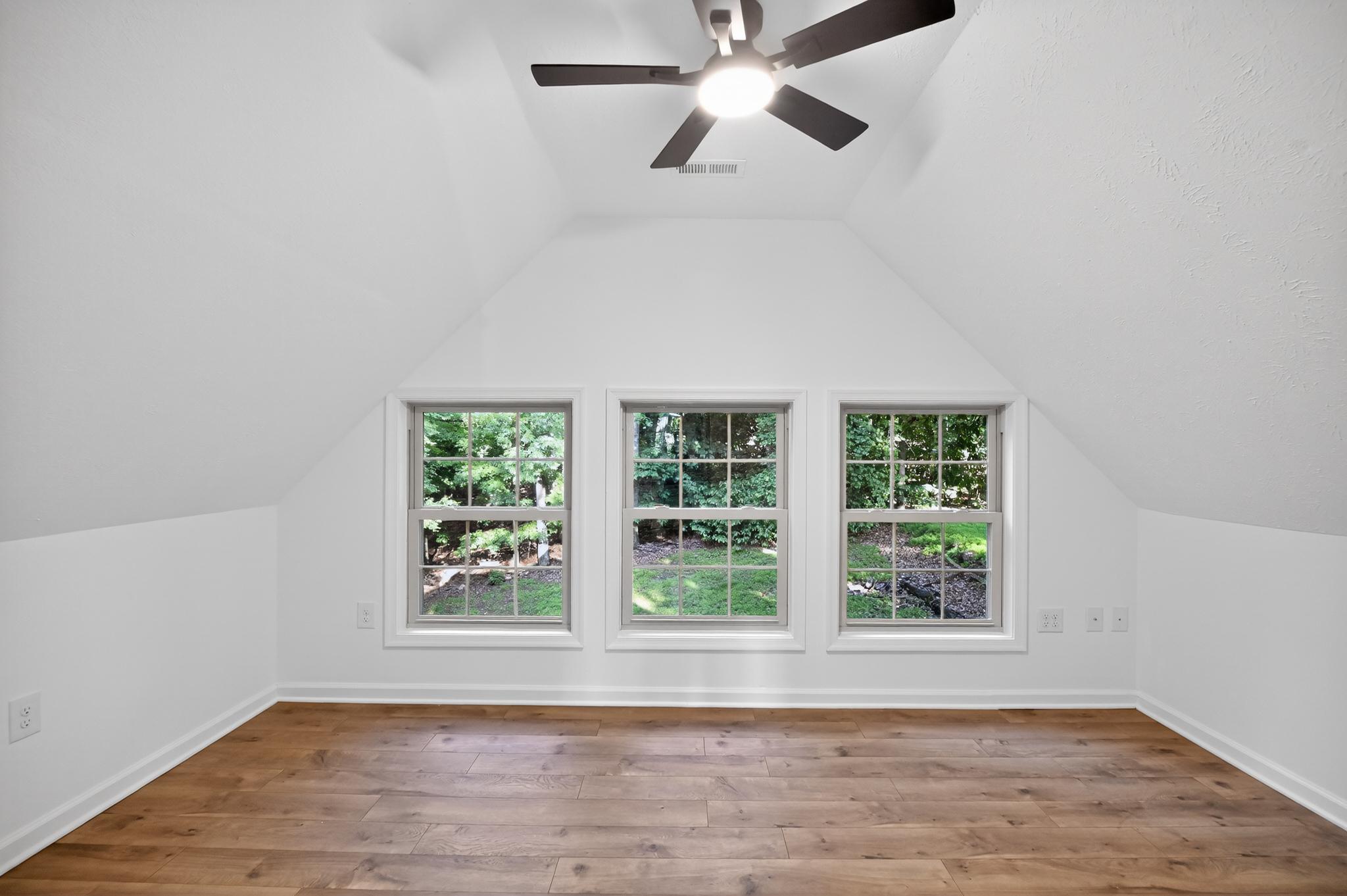 HIGH KNOB - Residential