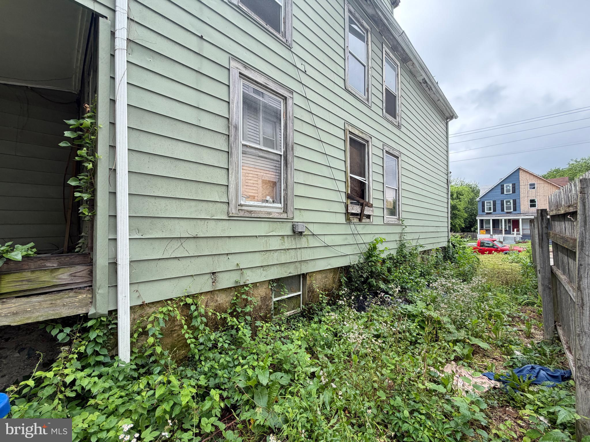 ARLINGTON - Residential