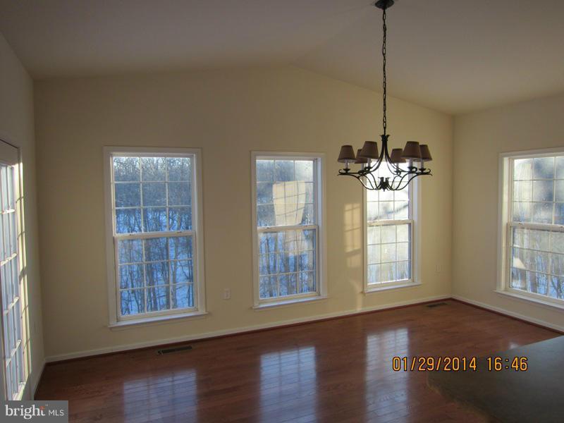 SHERWOOD FOREST - Residential