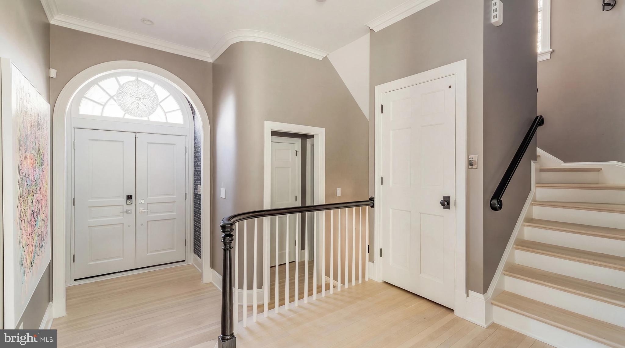 FOXHALL VILLAGE - Residential