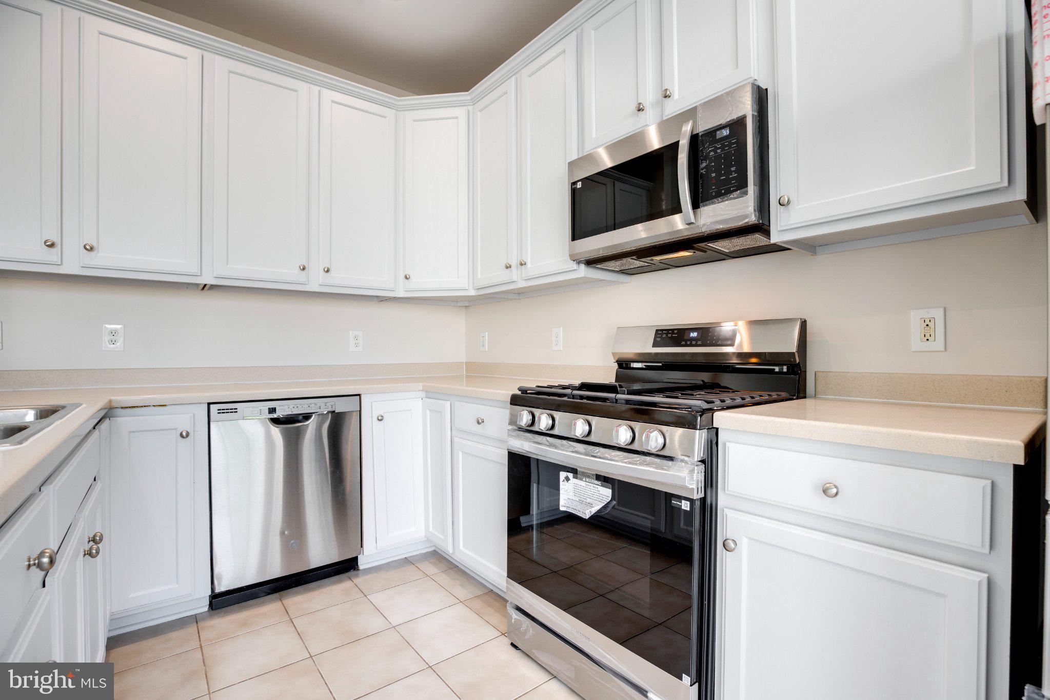 FAIRCREST - Residential