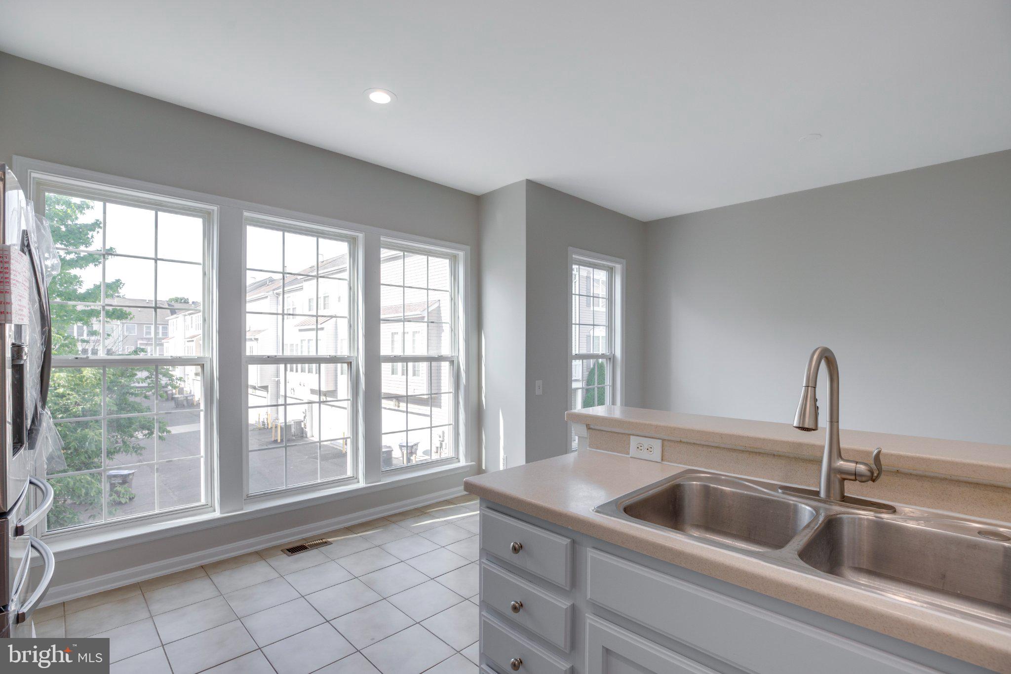 FAIRCREST - Residential