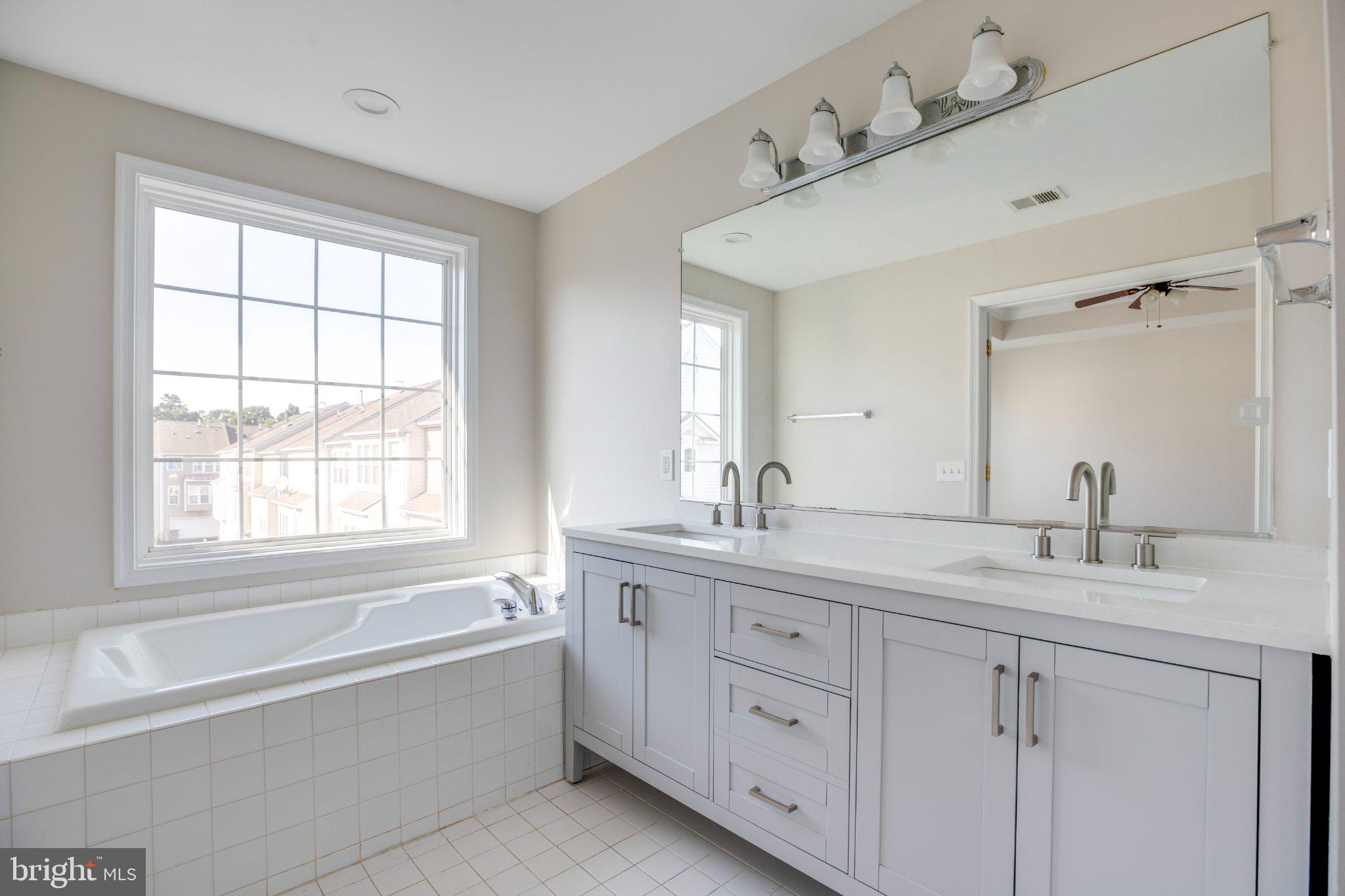 FAIRCREST - Residential