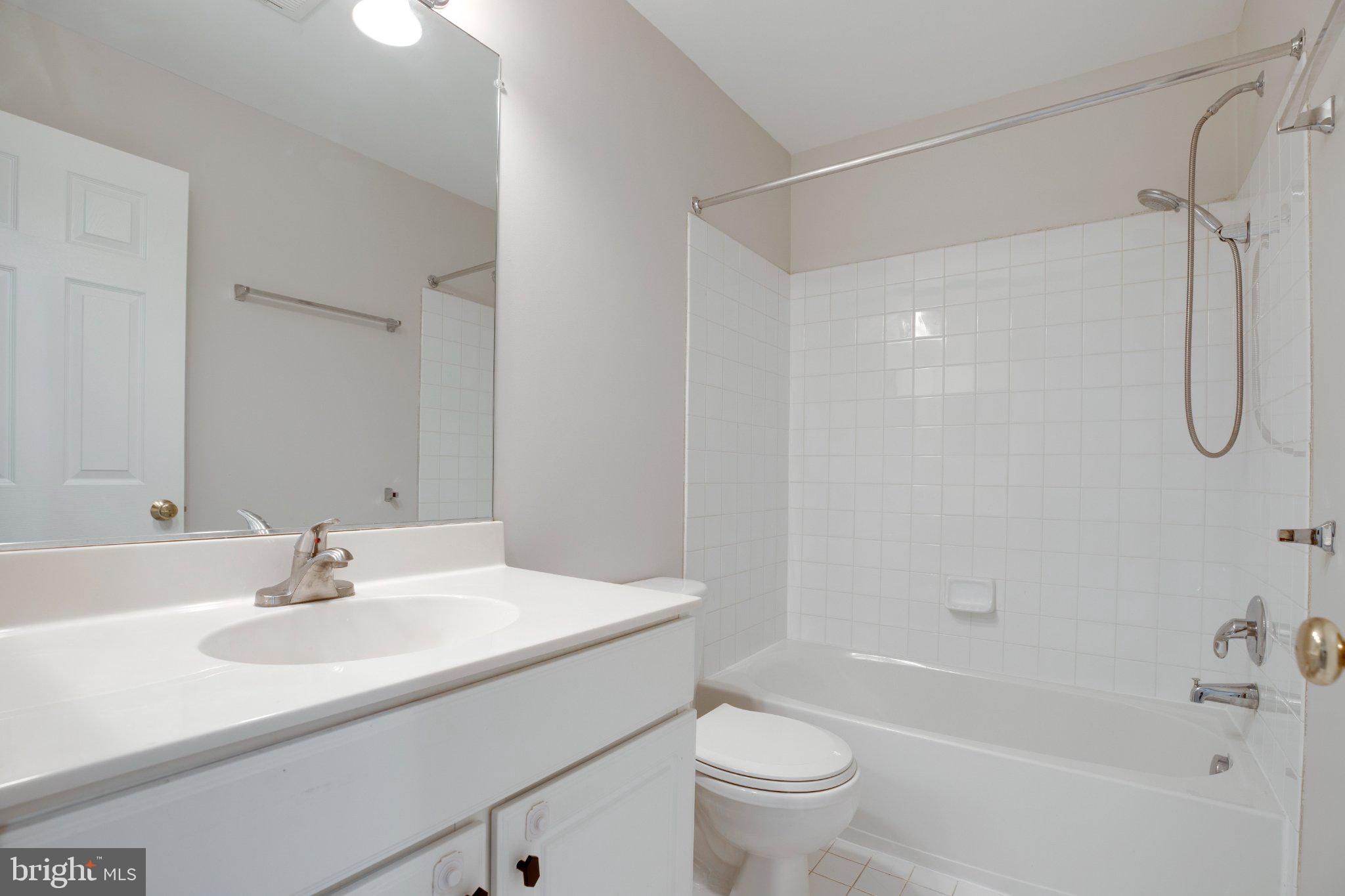 FAIRCREST - Residential