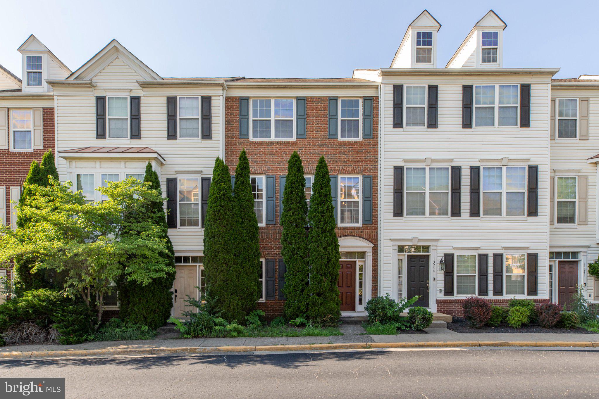 Beautifully updated brick‑front luxury townhouse in the highly sought‑after Faircrest community. This spacious 3‑bed, 2‑full‑bath, 2‑half‑bath home with a 2‑car garage offers fresh, modern upgrades throughout, including new paint, new carpet, new stainless‑steel appliances, new master‑bath vanity, updated lighting fixtures, and recessed lighting.

The large primary bedroom features a generous walk‑in closet and an en‑suite bath with dual sinks. Bright, open living spaces and thoughtful updates make this home move‑in ready.

Exceptional location—just minutes’ walk to the Park & Ride with bus service to Vienna Metro, and zoned for the highly rated Colin Powell Elementary School. Convenient access to I‑66, Lee Highway, Route 28, and Fairfax County Parkway, plus nearby shopping, dining, and commuter routes.