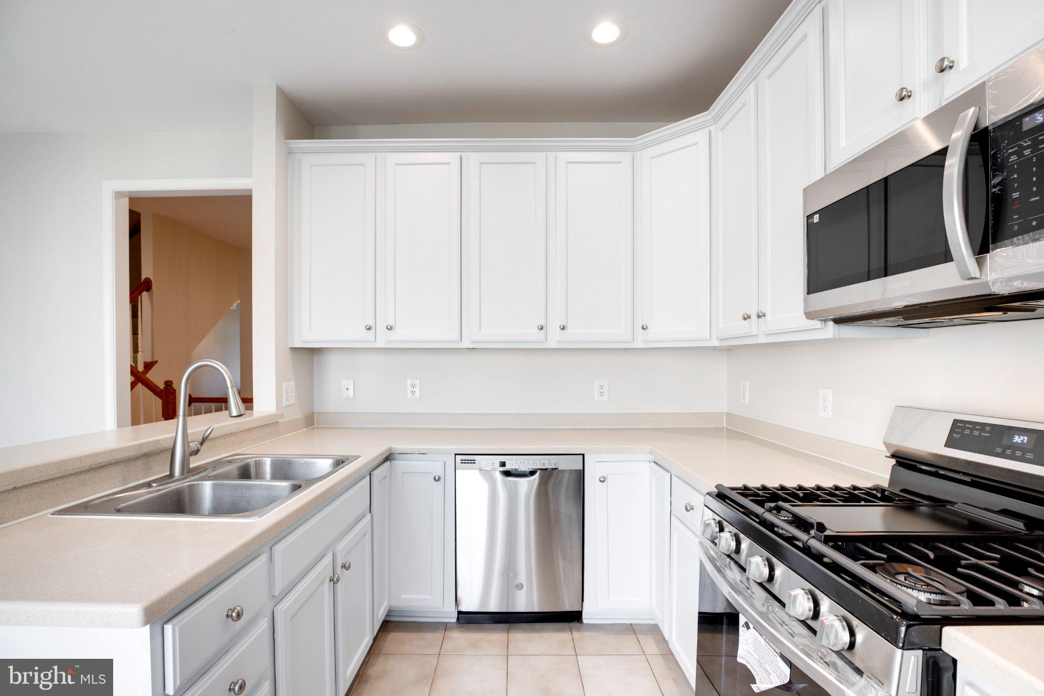 FAIRCREST - Residential