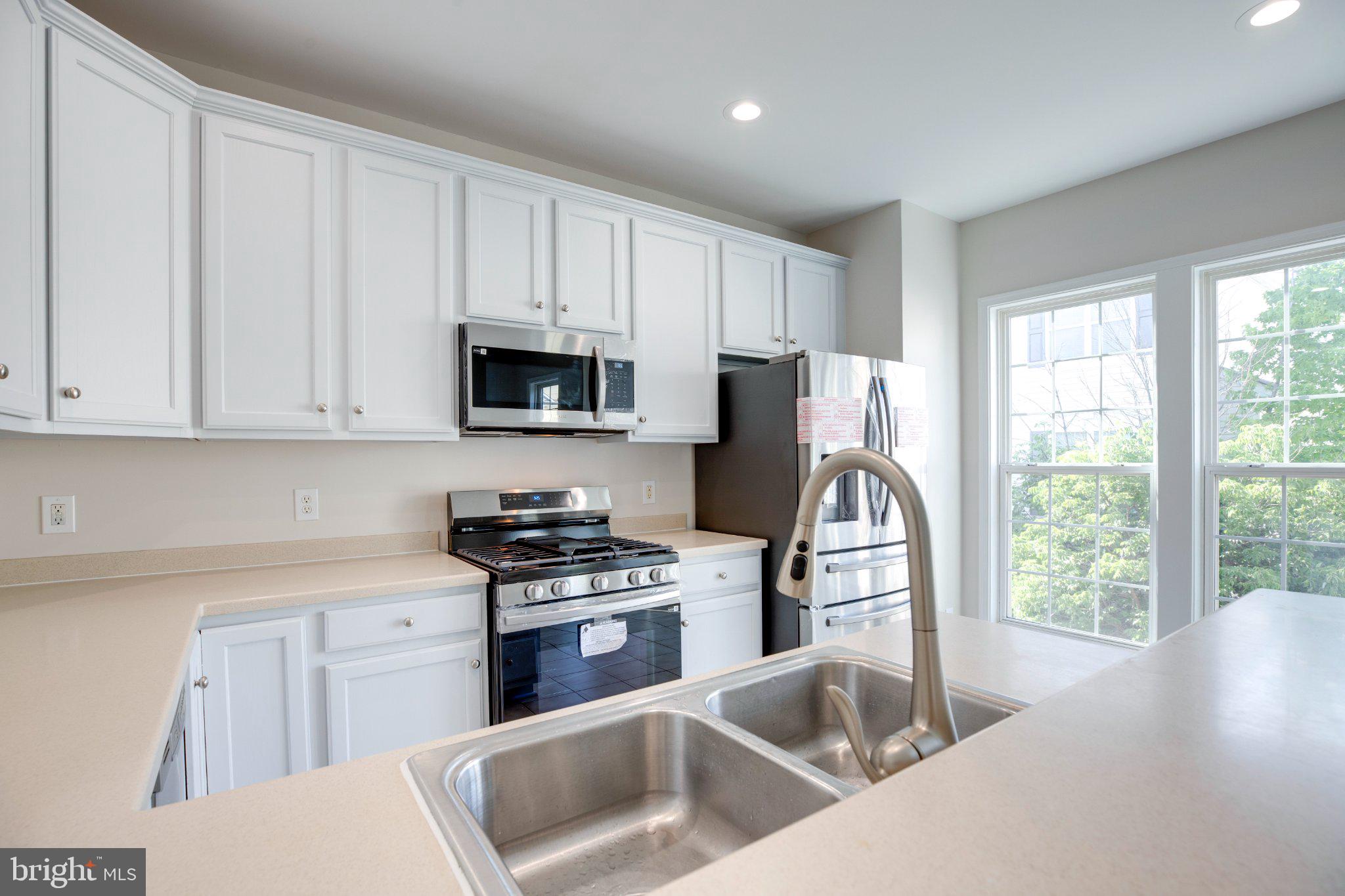 FAIRCREST - Residential