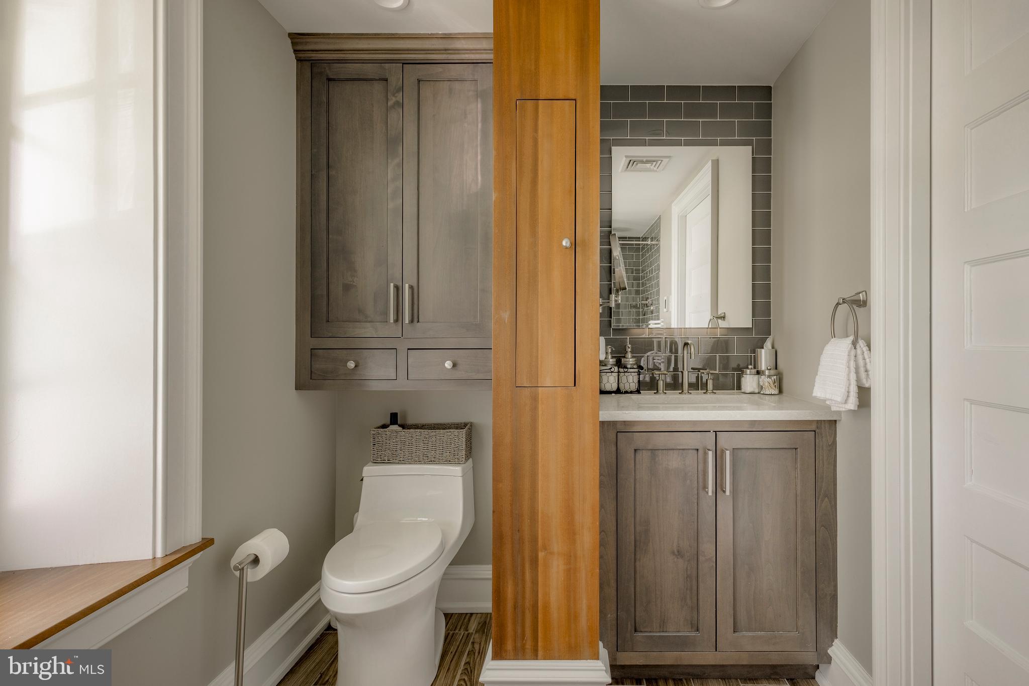 CHESTNUT HILL - Residential