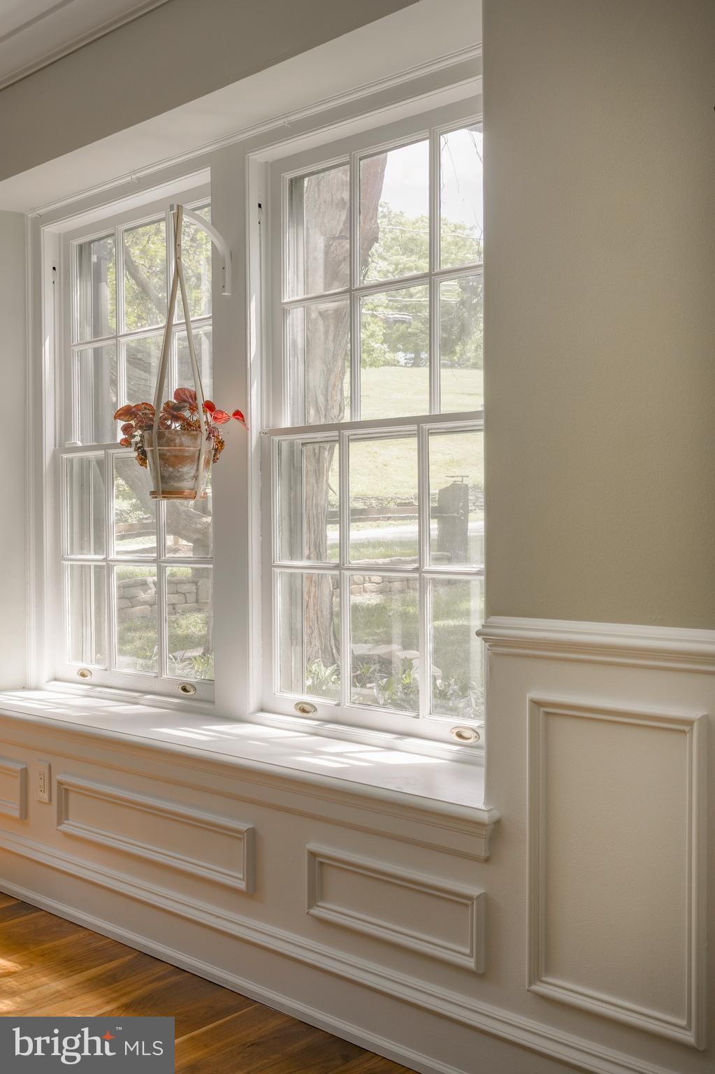 CHESTNUT HILL - Residential