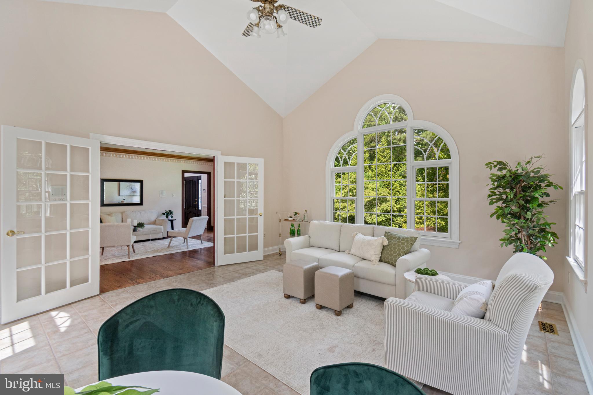 EAGLES PASSAGES - Residential