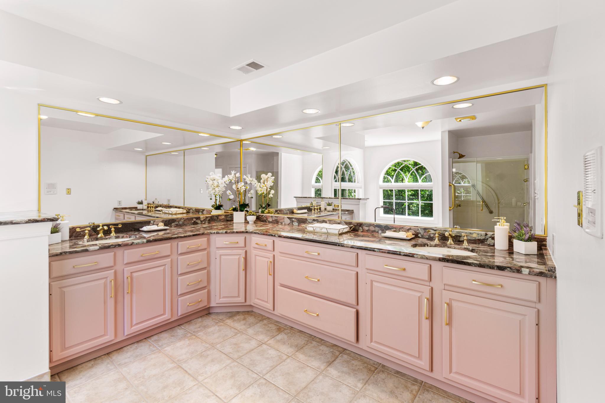 EAGLES PASSAGES - Residential