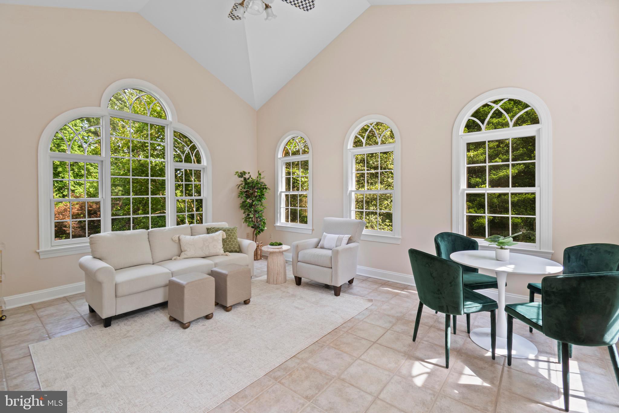EAGLES PASSAGES - Residential
