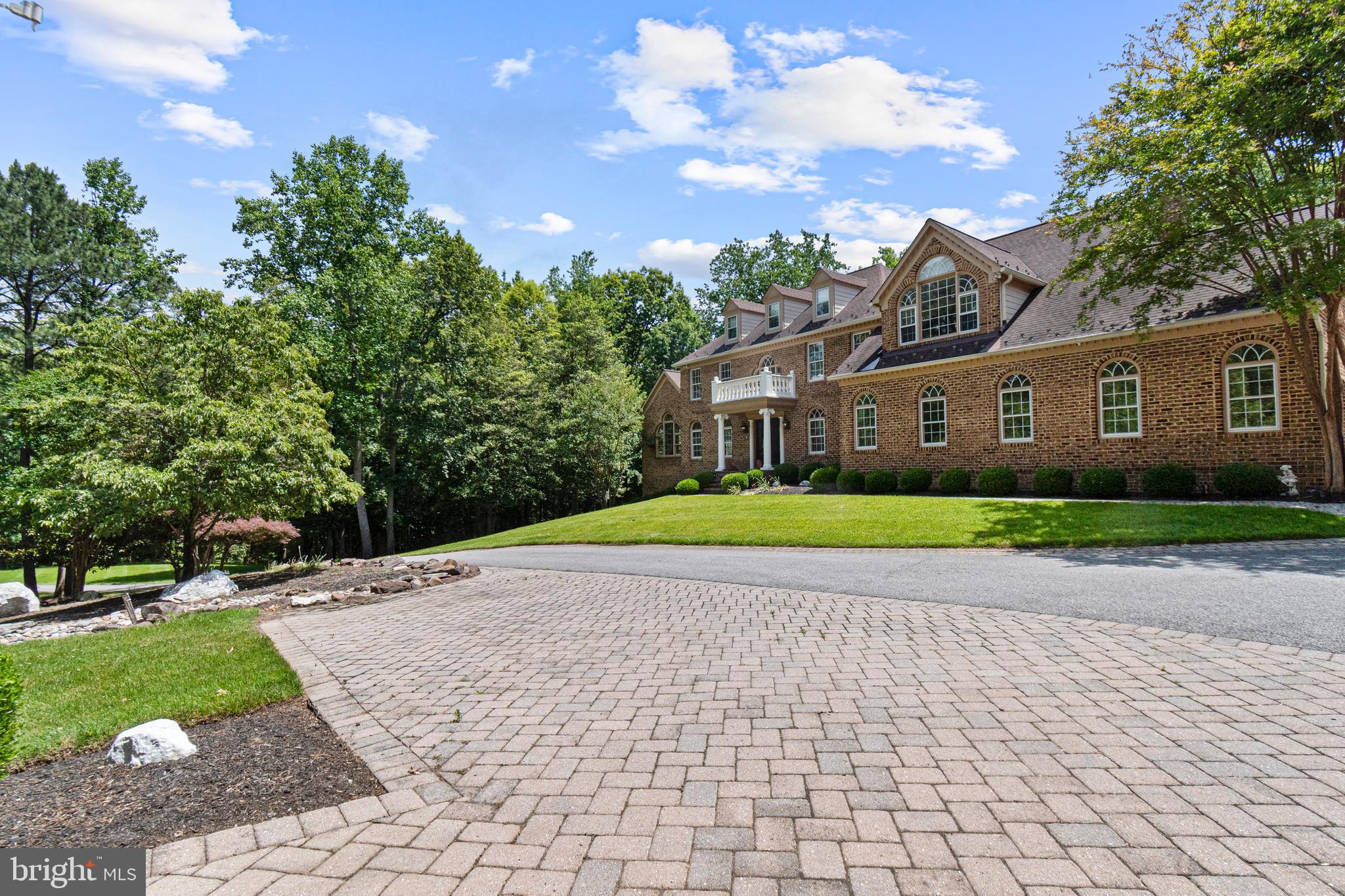 EAGLES PASSAGES - Residential