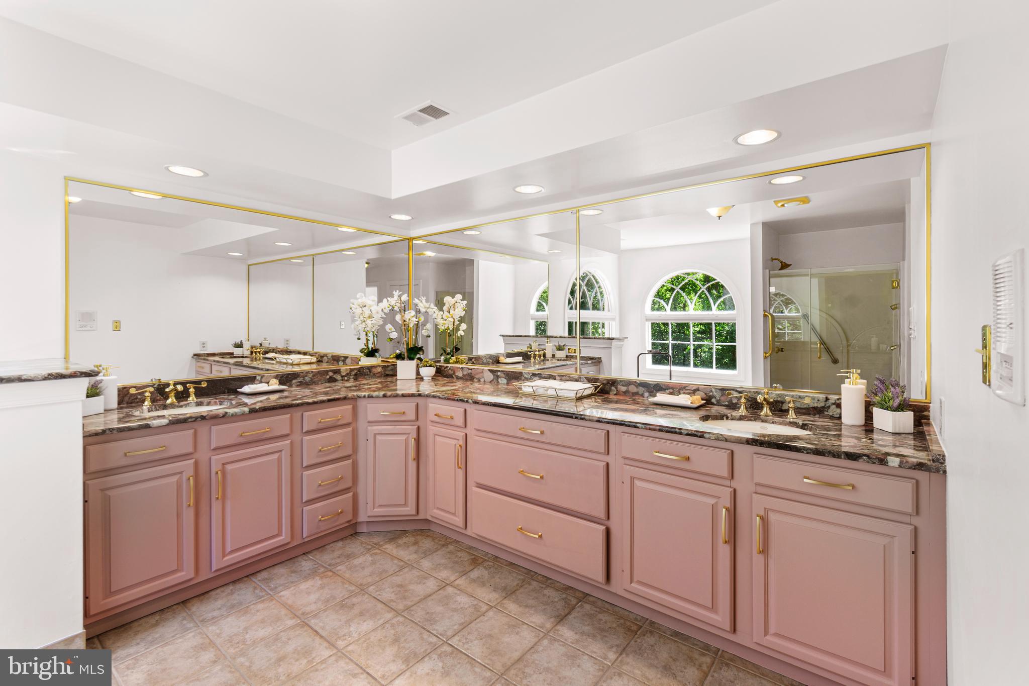 EAGLES PASSAGES - Residential